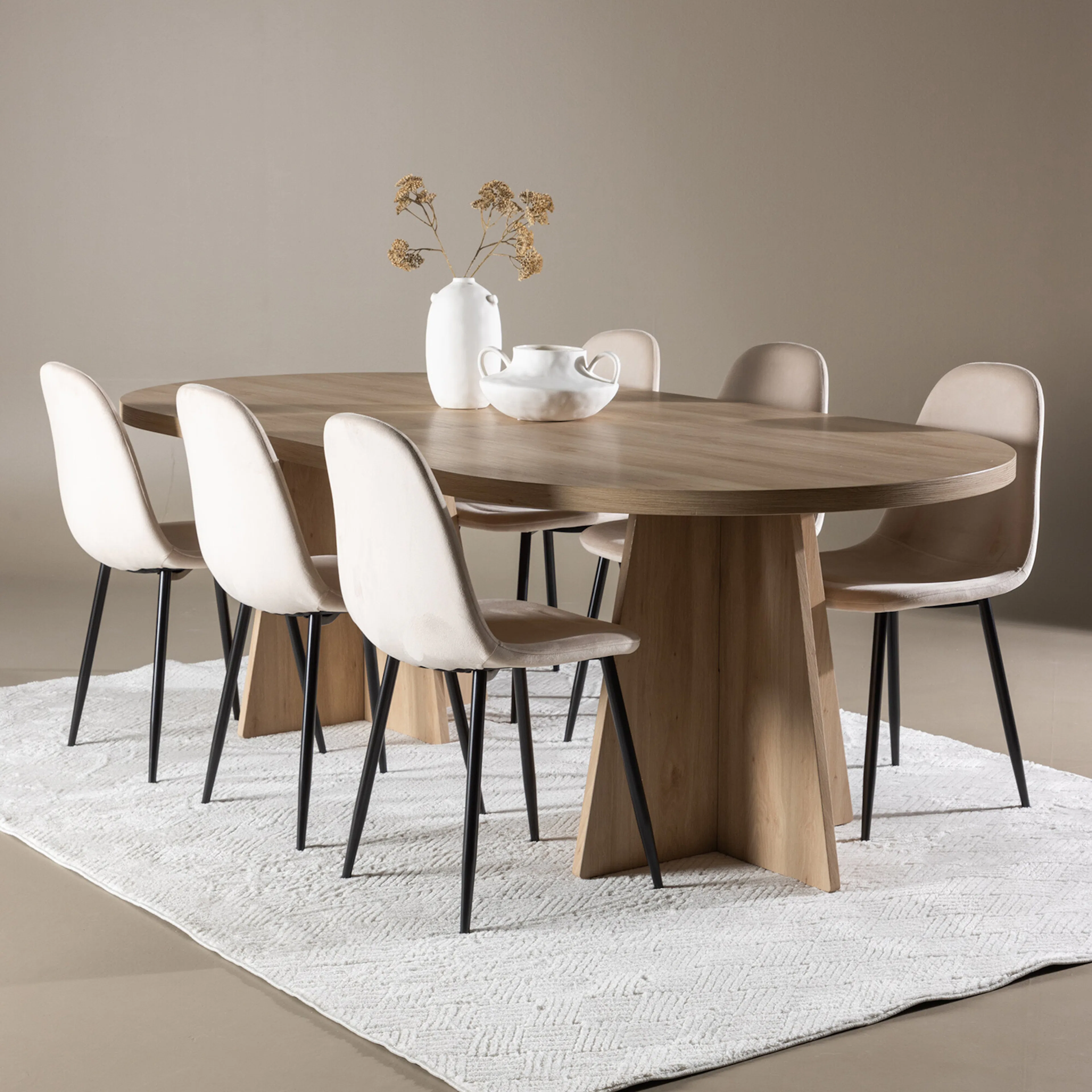 Bootcut Dining Table with Polar Dining Chair Hvitvaske/Beige