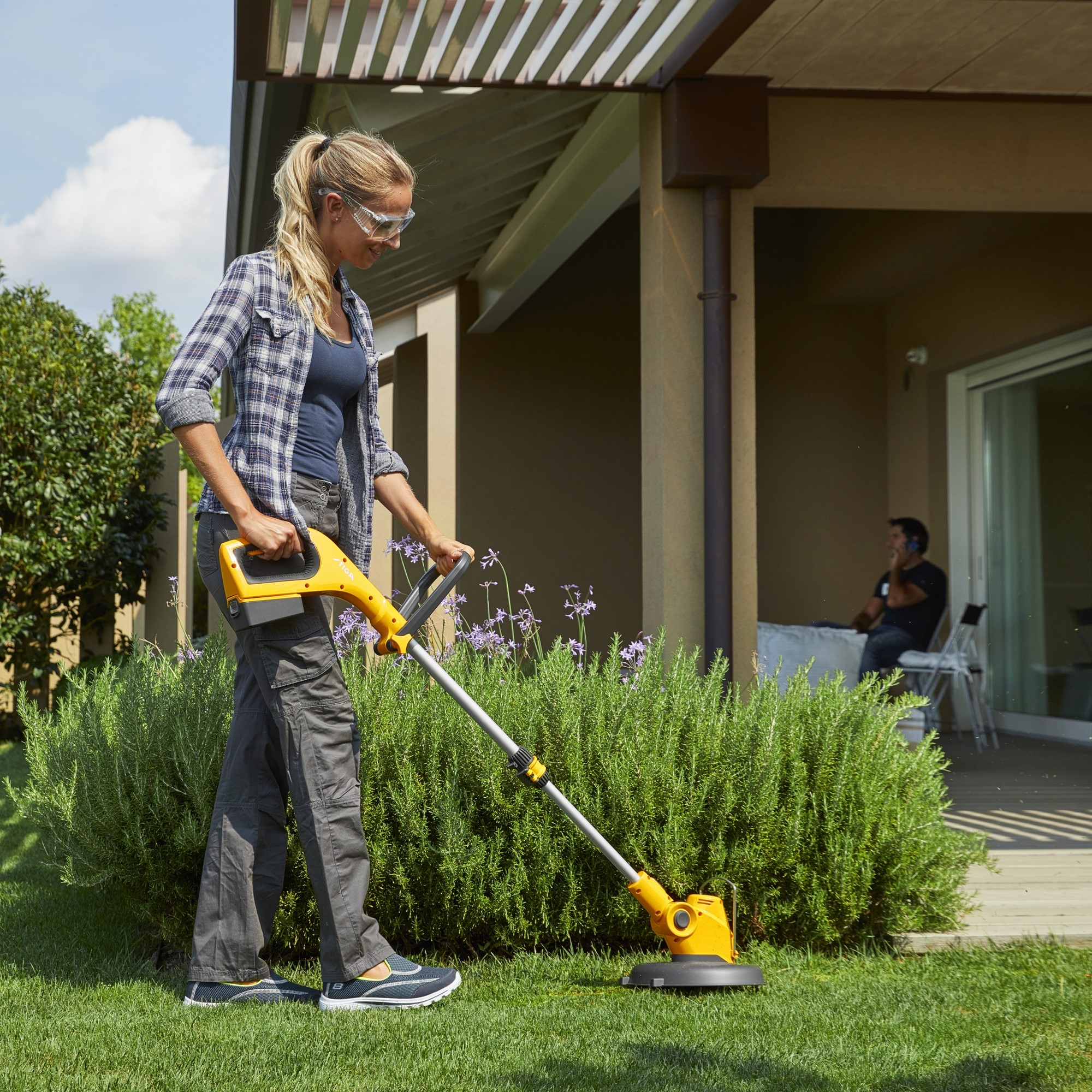 Gresstrimmer Stiga GT 100e med Batteri og Lader