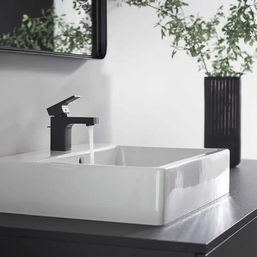 Servantbatteri Hansgrohe Vernis Shape 70 med Løfteventil