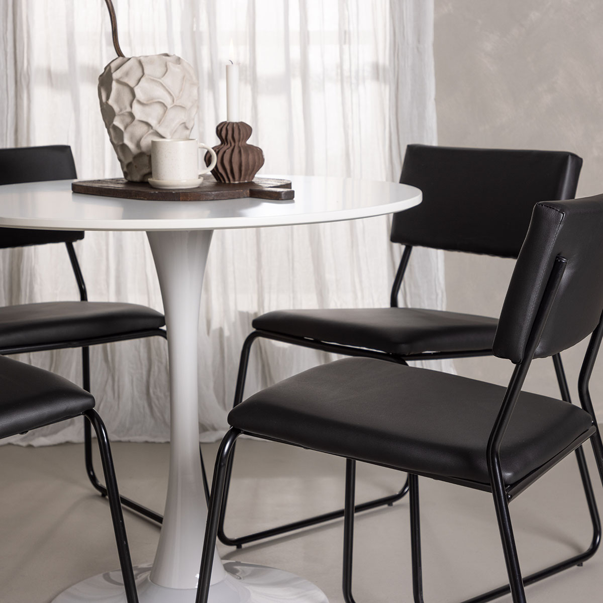 Spisegruppe Venture Home Hamden Ø80 cm med 4 Kenth Stoler