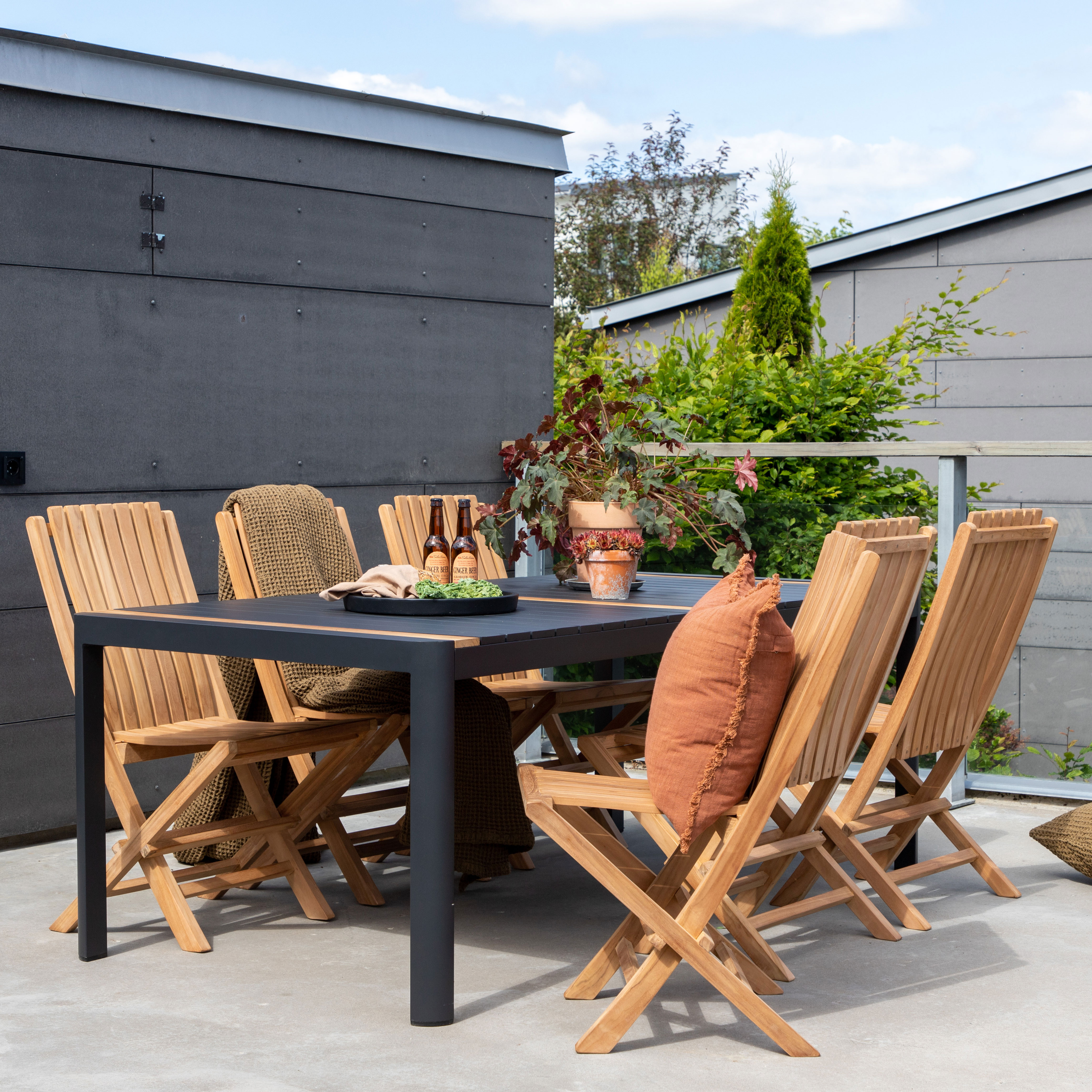 Hagebord Venture Home Togo 200