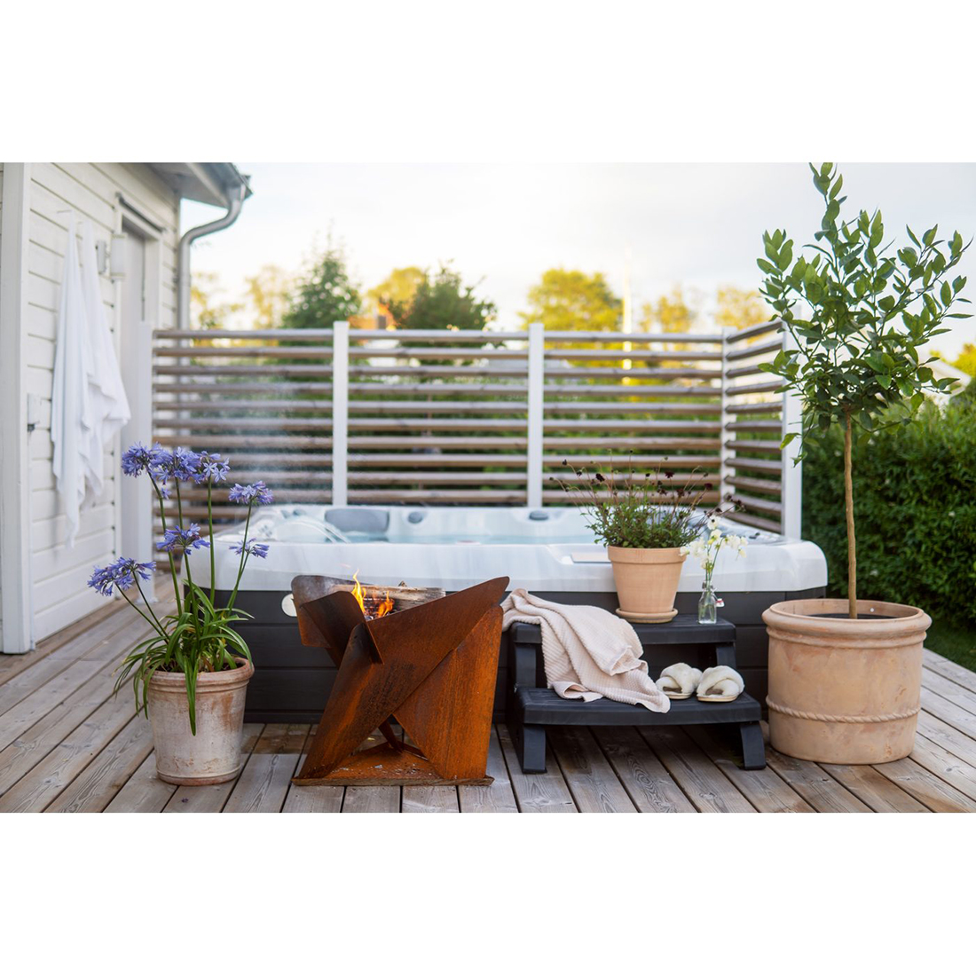 Bålpanne Jabo Triangel Inkl Fat Corten 64x64x54 cm