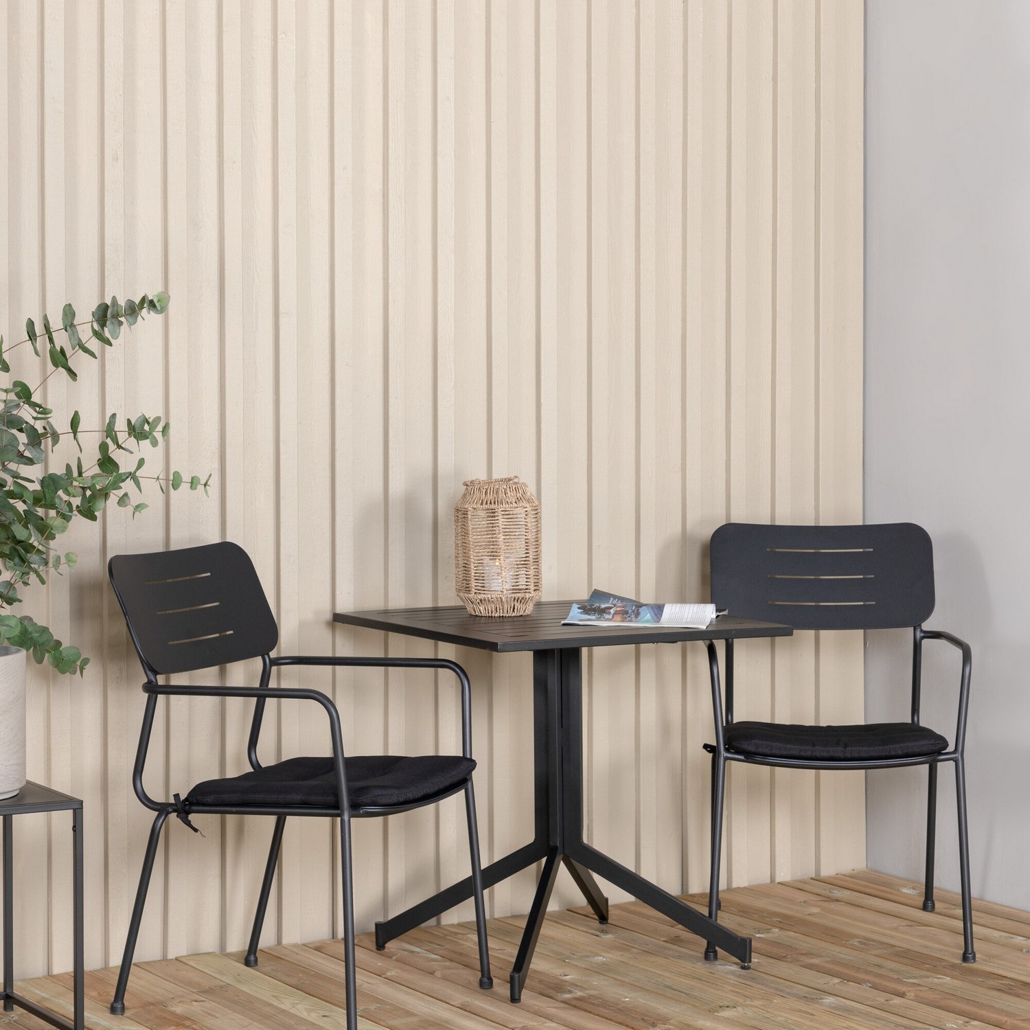 Cafégruppe Venture Home Wella med 2 Nemo Spisestoler