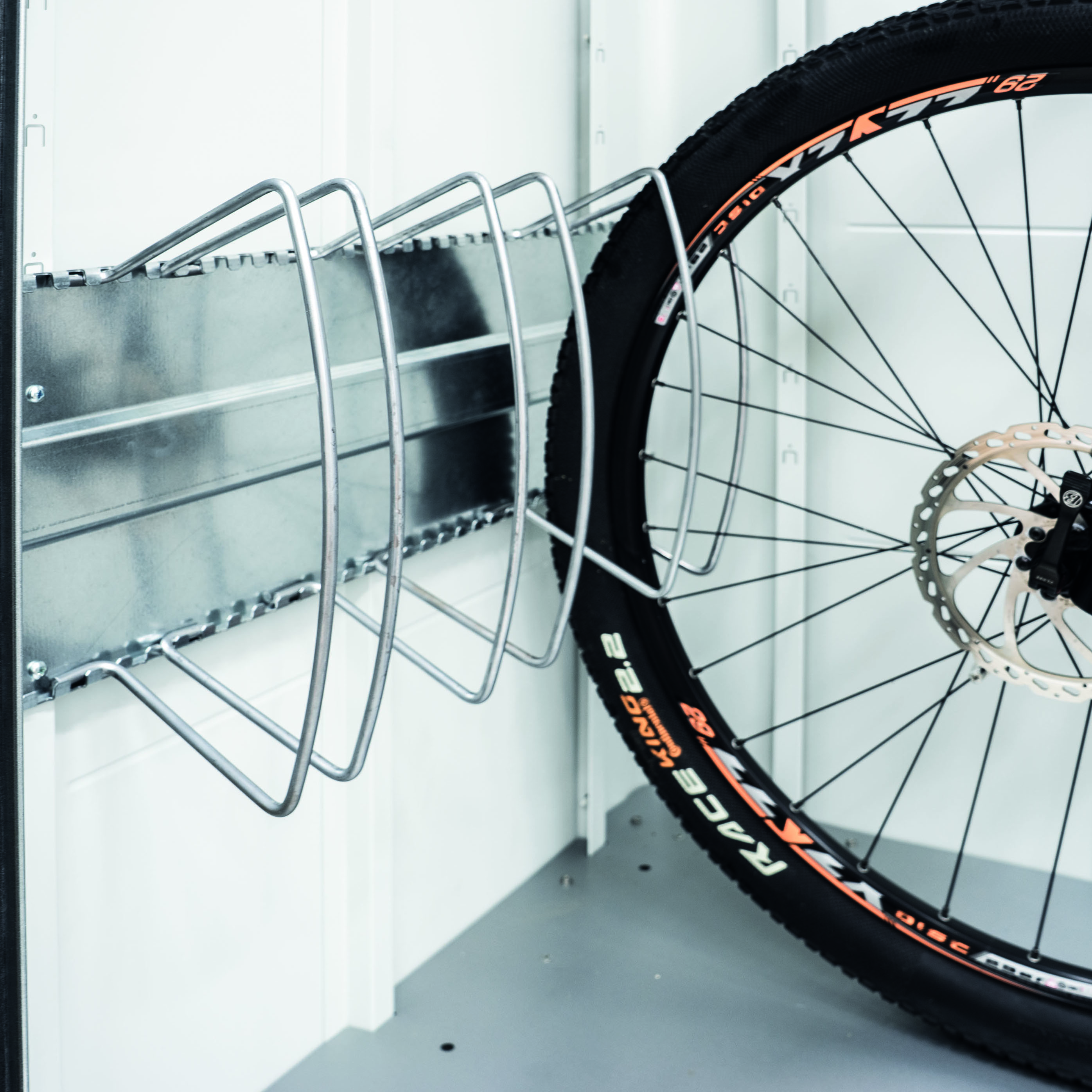 Sykkelholder Biohort BikeHolder til Redskapsbod