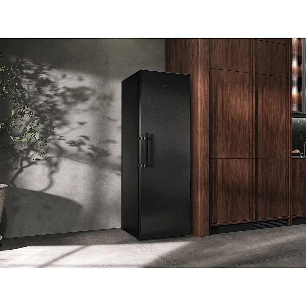 Frittstående Kjøleskap AEG ORK8M391DL Sort med Cooling 360° og CustomFlex®