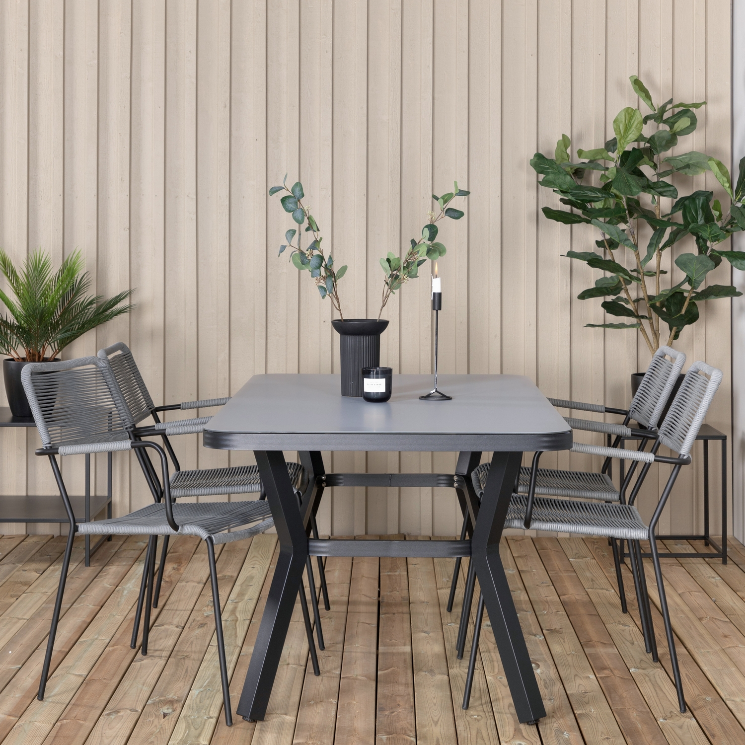 Spisegruppe Venture Home Vyn med 4 Lumi Spisestoler