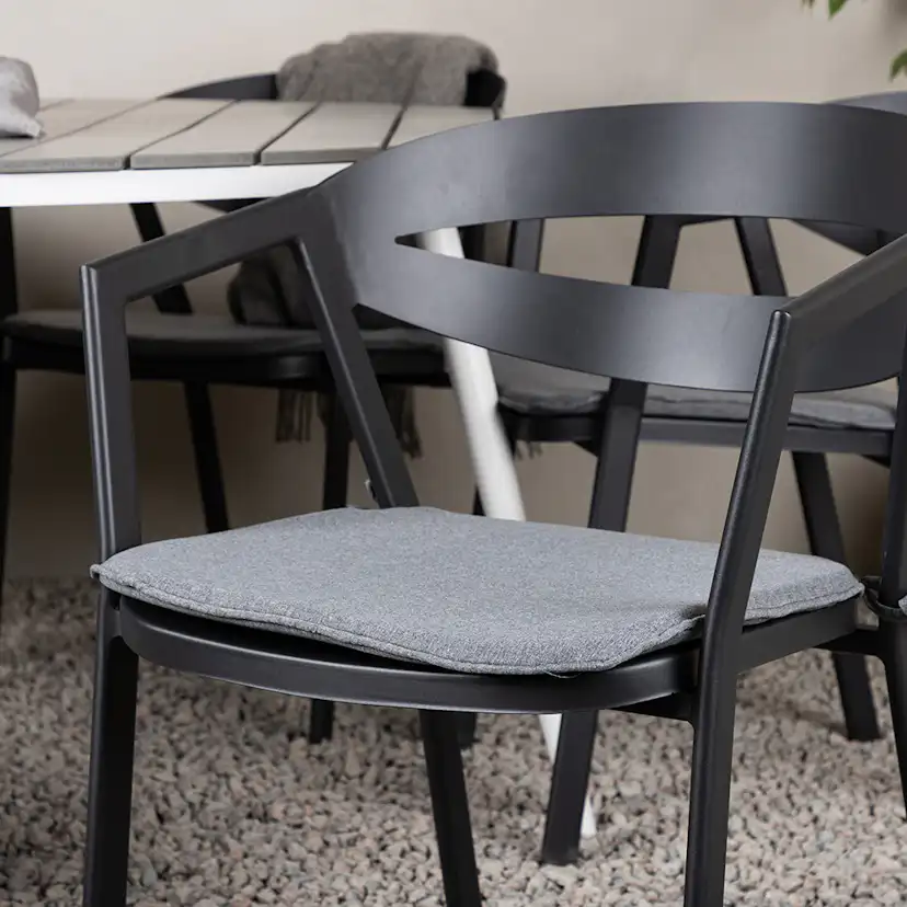 Spisegruppe Venture Home Break Ø150 cm med 6 Slit Stoler
