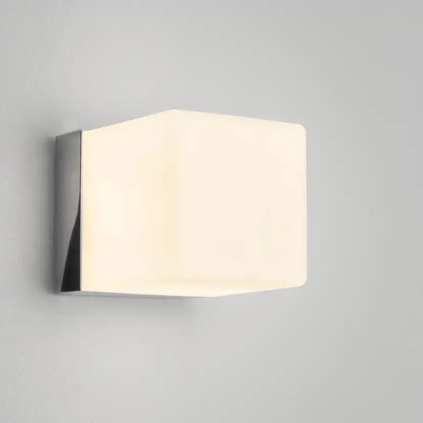 Vegglampe Astro Cube