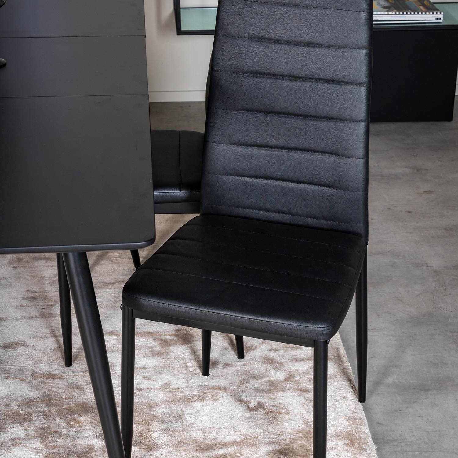 Spisegruppe Venture Home Silvia med Innleggsplate og 4 Sly Stoler