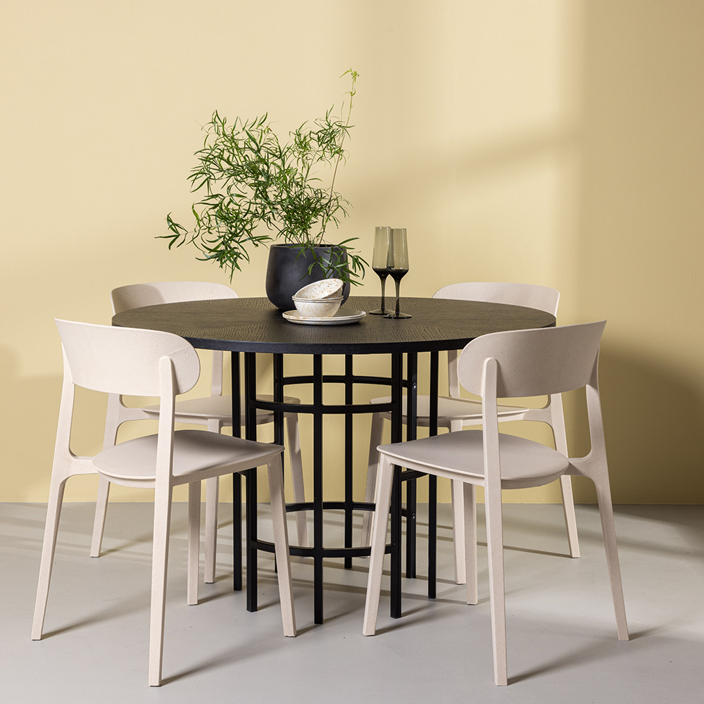 Spisegruppe Venture Home Copenhagen Ø 115 cm med 4 Åstol Stoler