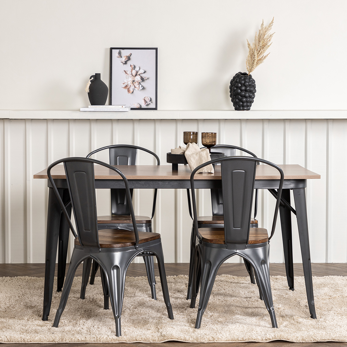 Spisegruppe Venture Home Tempe med 4 Tempe Stoler