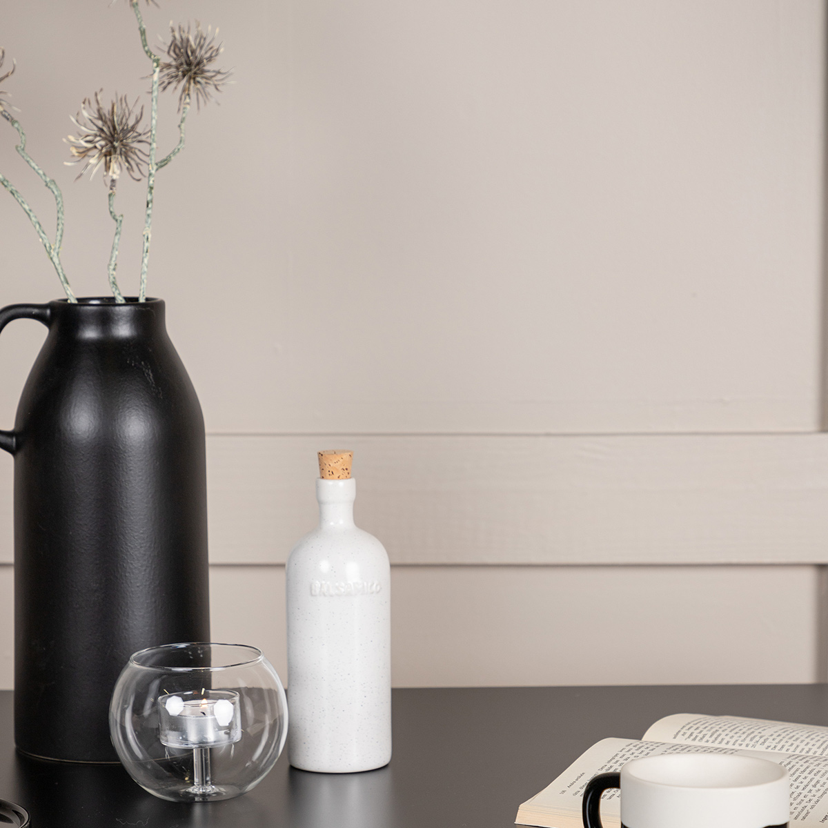 Spisegruppe Venture Home Tempe med 2 Modesto Stoler