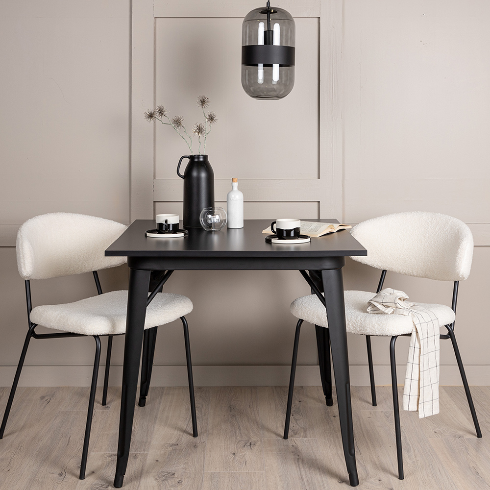 Spisegruppe Venture Home Tempe med 2 Chico Stoler