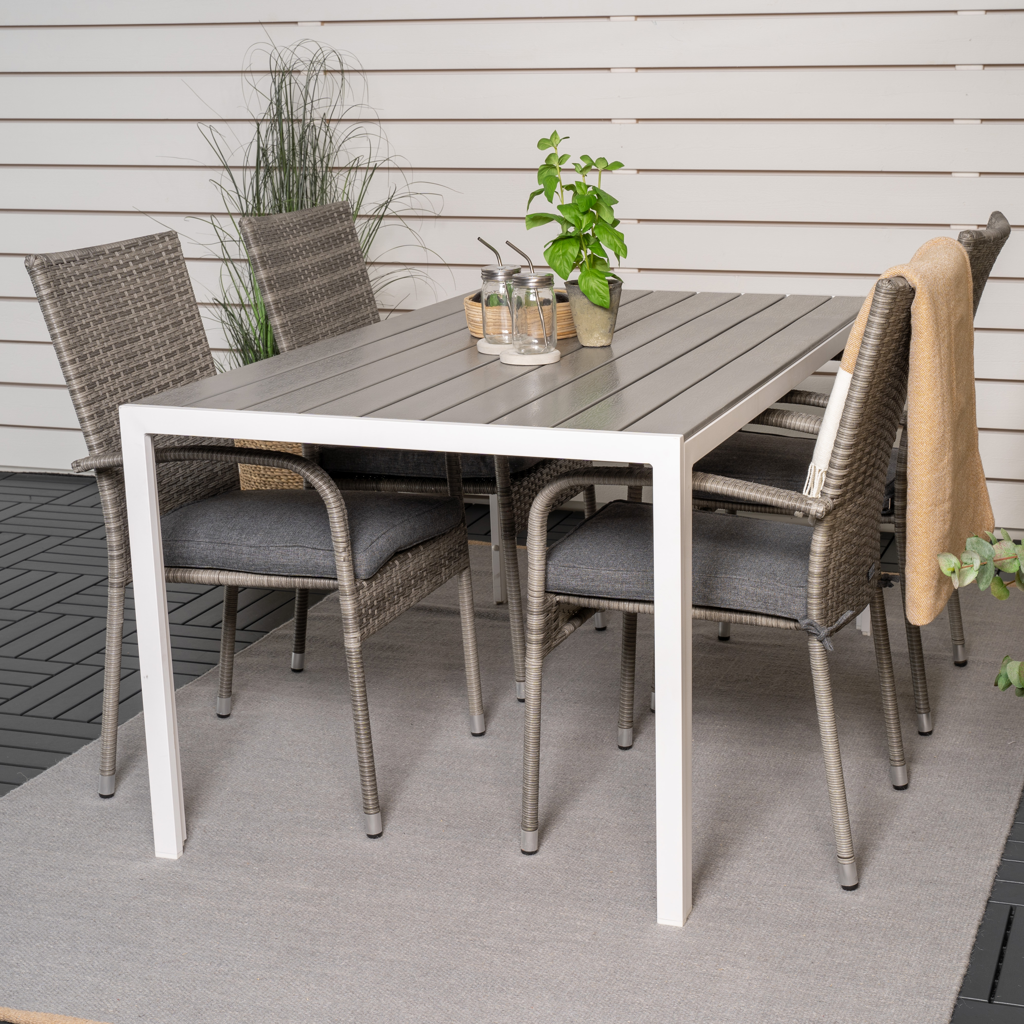 Spisegruppe Venture Home Bront 150 med 4 Asta Stoler
