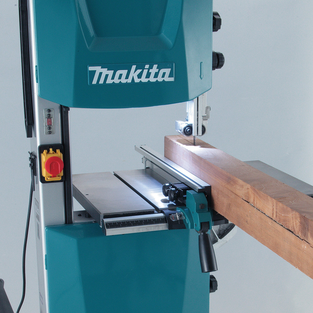 Båndsag Makita LB1200F 900W