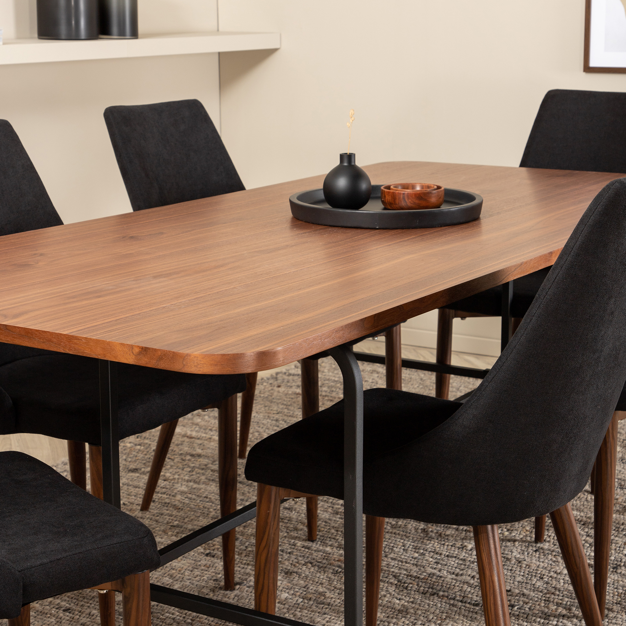 Spisegruppe Venture Home Chicago med 6 Laura Stoler