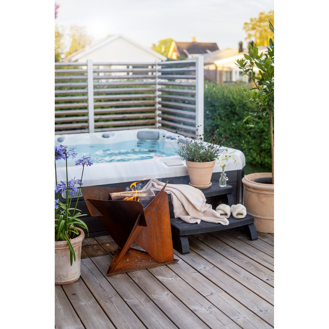 Bålpanne Jabo Triangel Inkl Fat Corten 64x64x54 cm