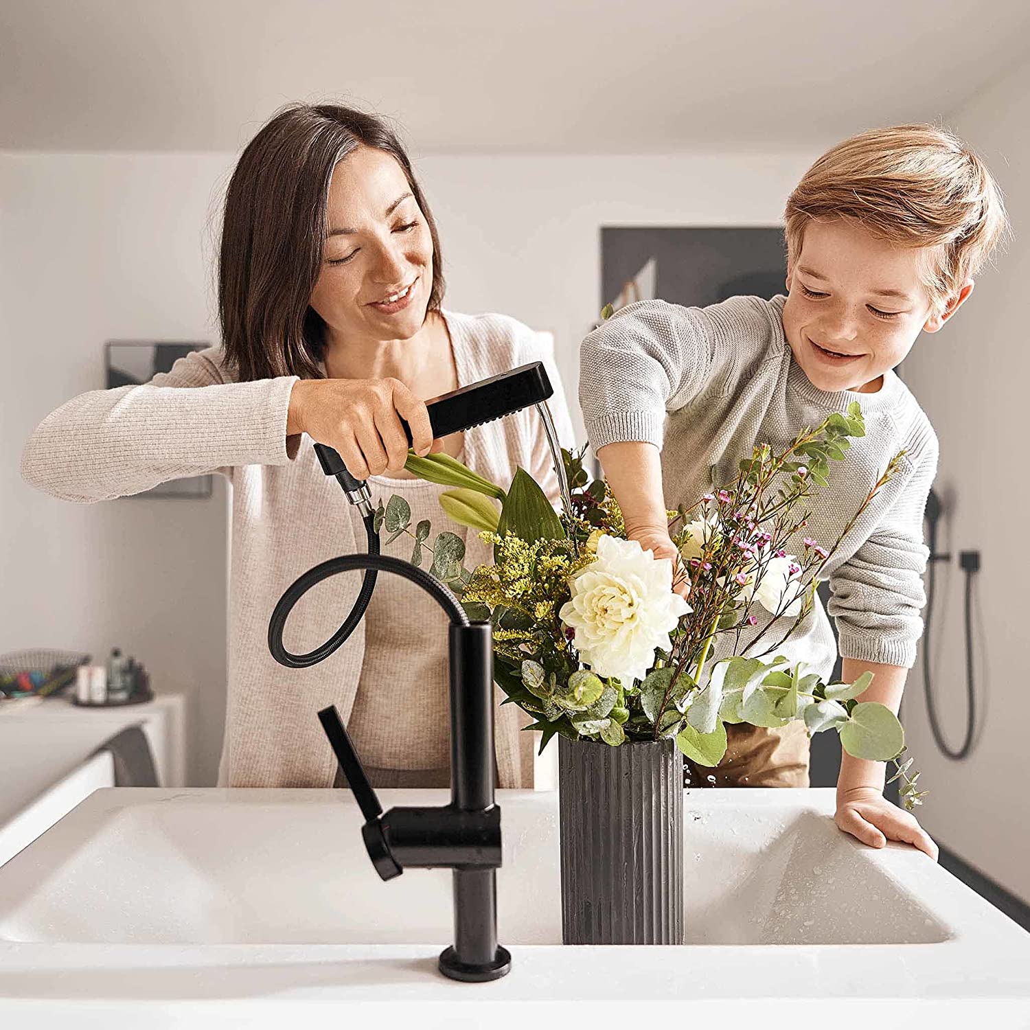 Servantbatteri Hansgrohe Finoris 230 med Uttrekkbar Hånddusj 2jet