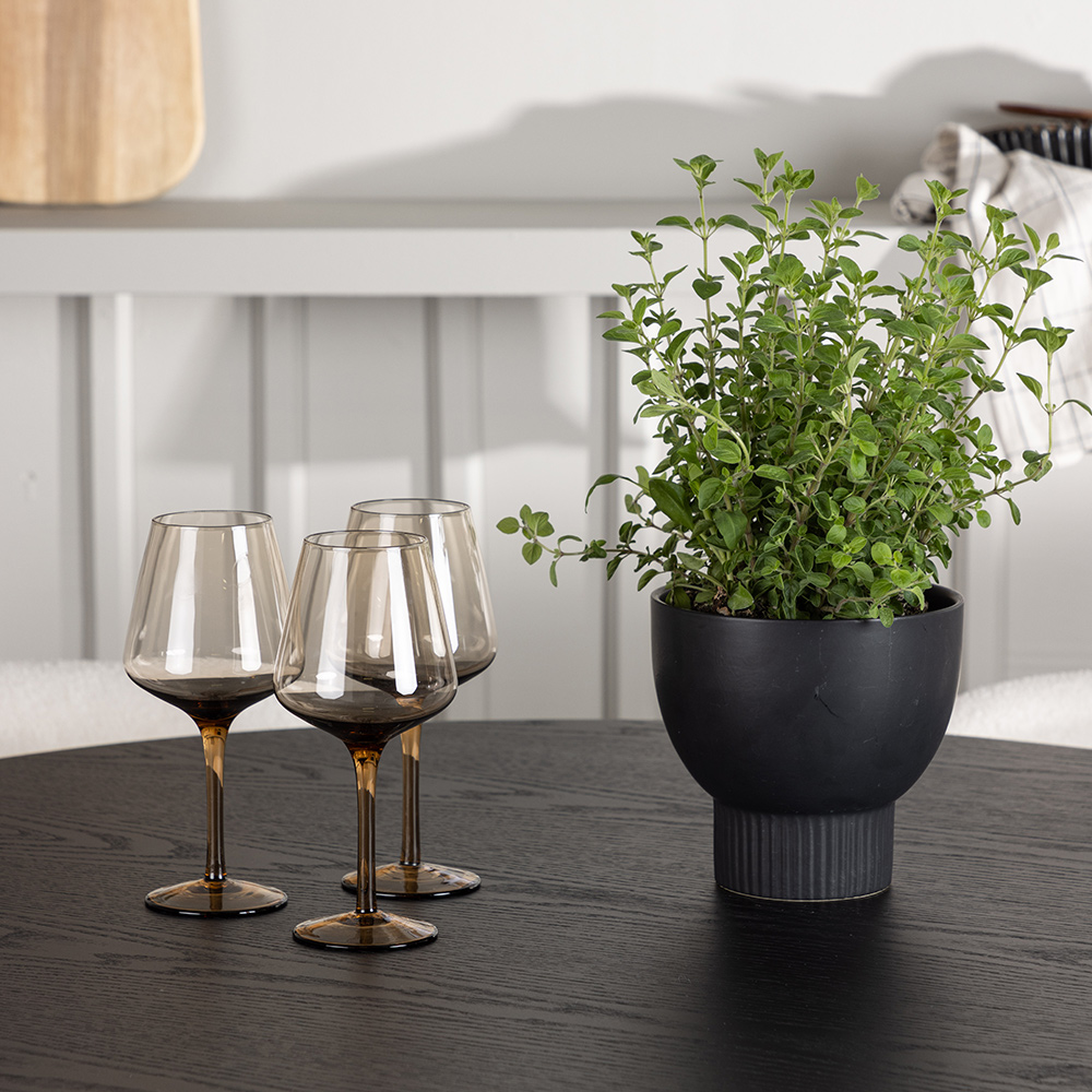 Spisegruppe Venture Home Olivia Ø110 cm med 4 stk Edina Stoler