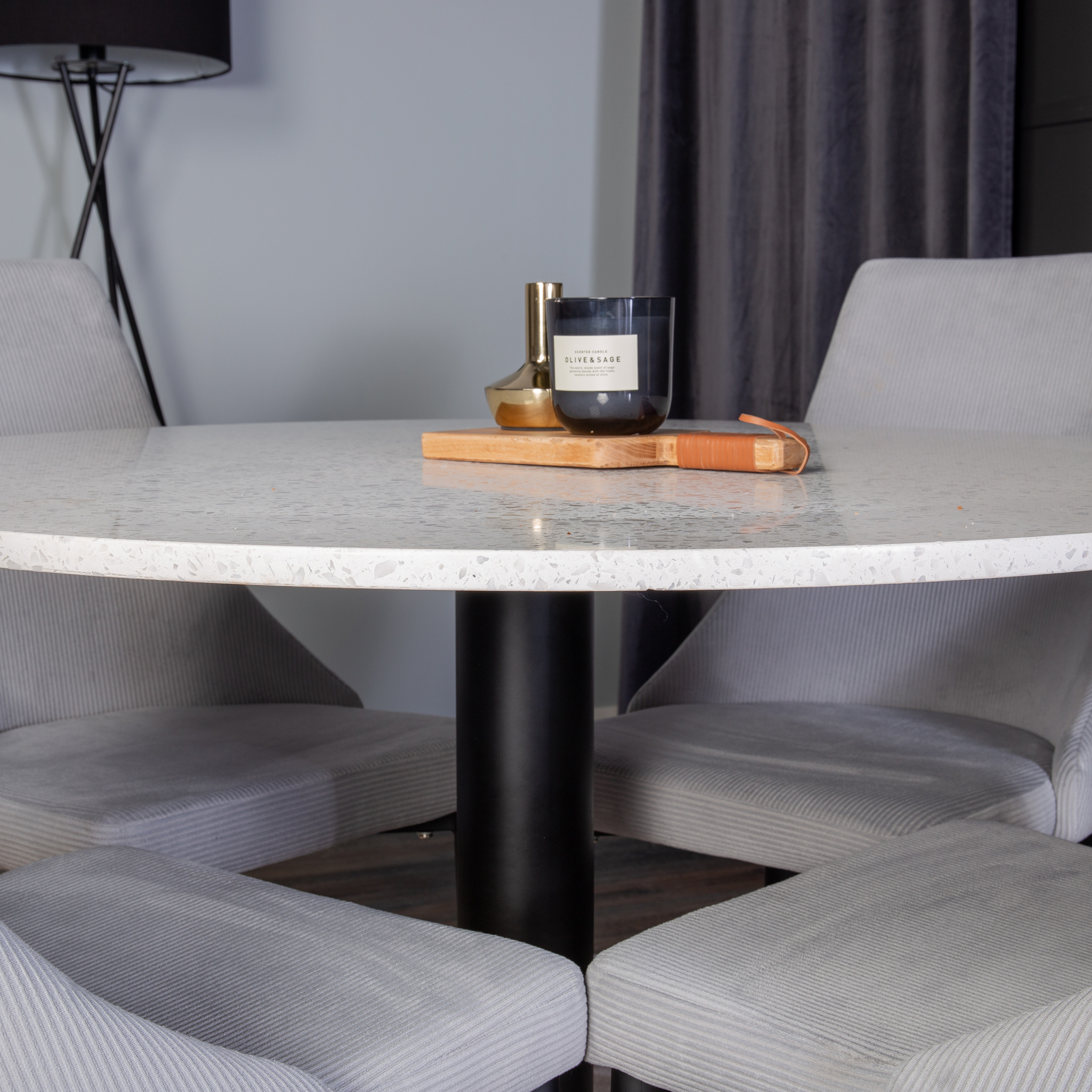 Spisegruppe Venture Home Roxanna HHvitBord med 4 Laura Stoler Manchester