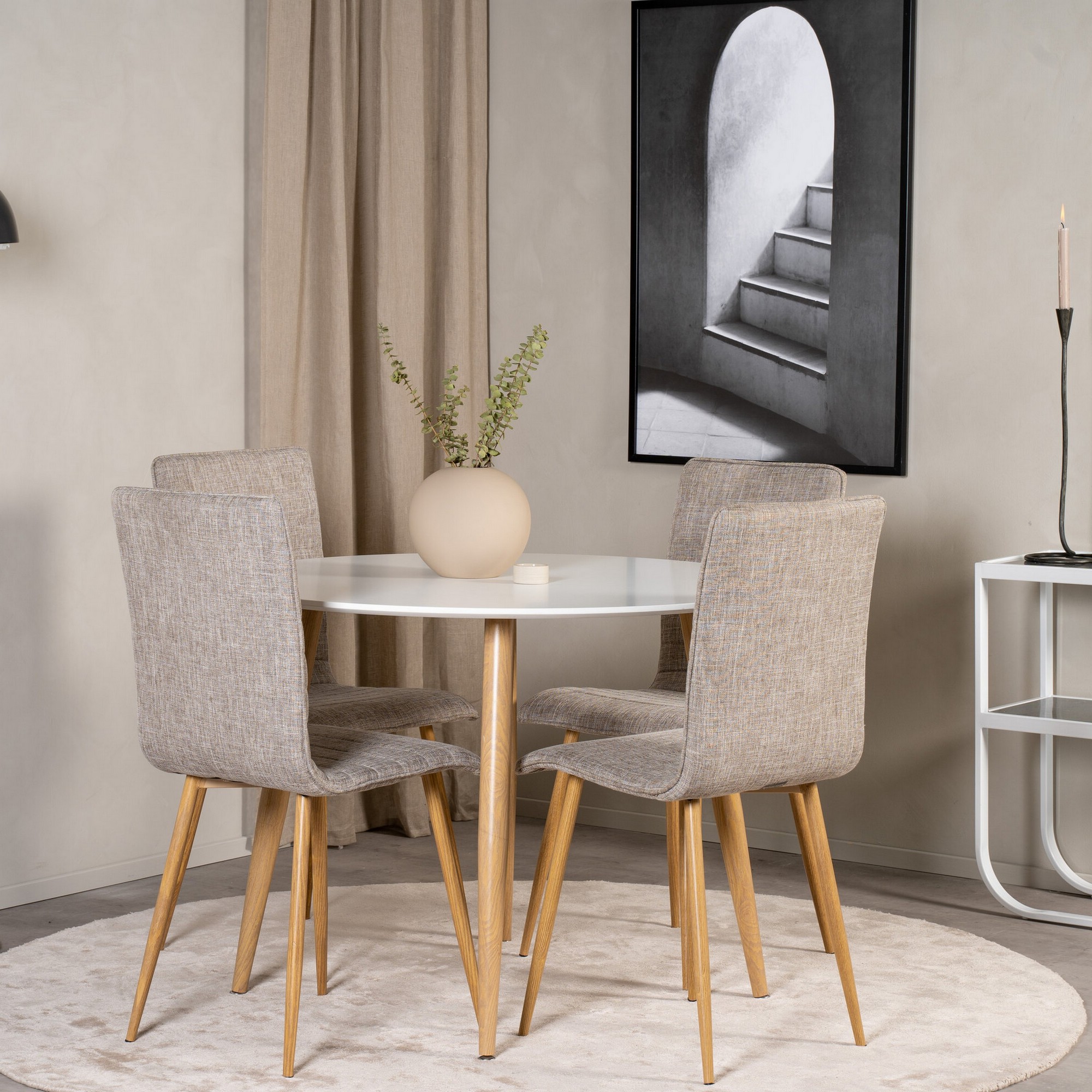 Spisegruppe Venture Home Plaza med 4stk Windu Stoler