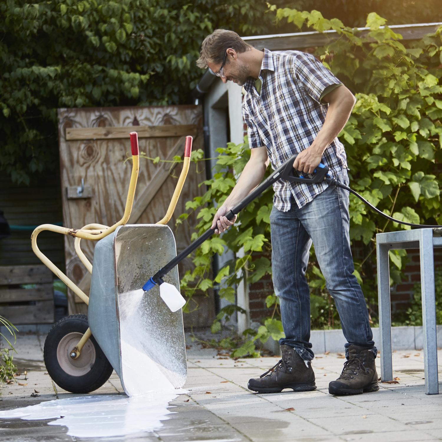 Grill- og metallrens Nilfisk 2,5L