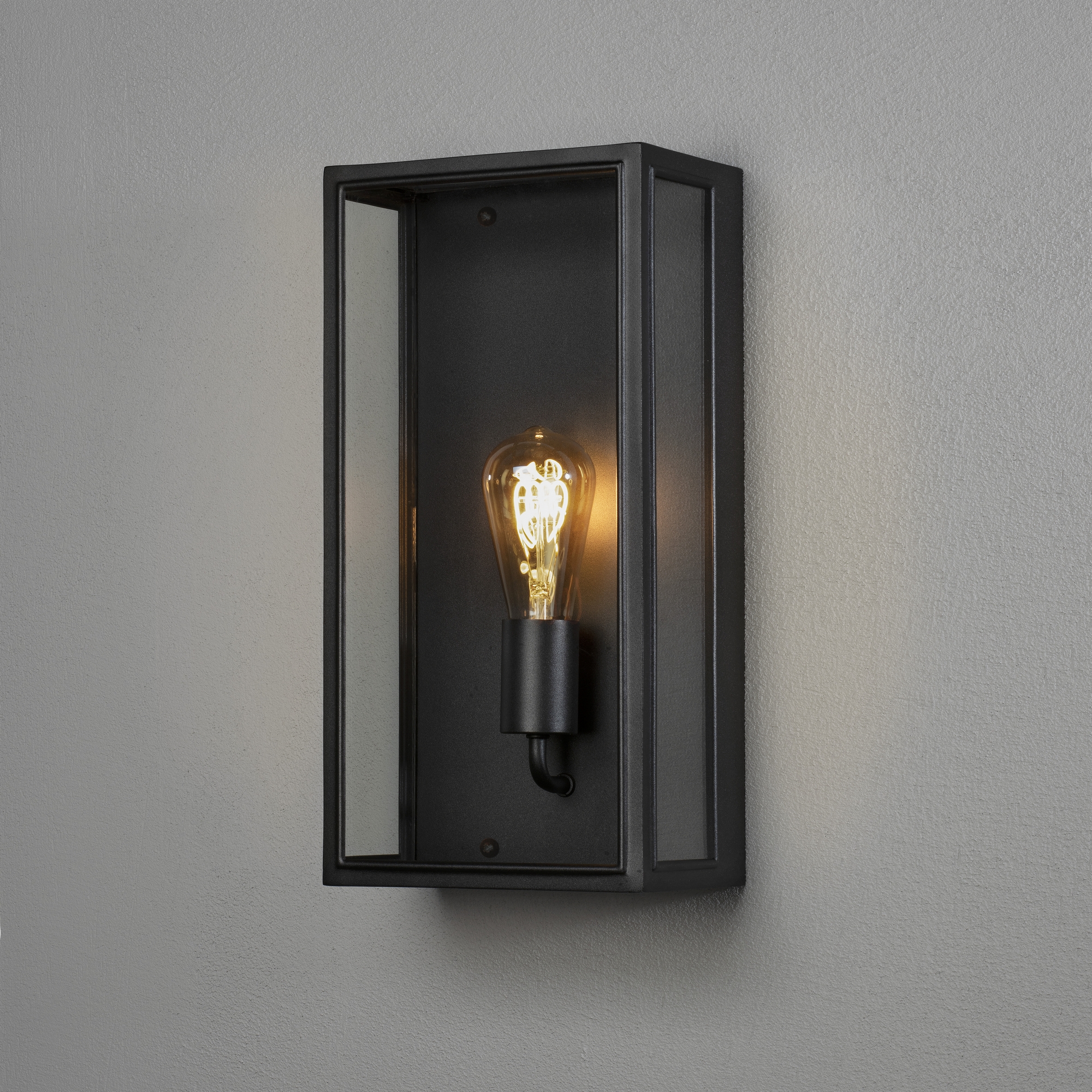 Vegglampe Gnosjö Konstsmide Carpi Stor