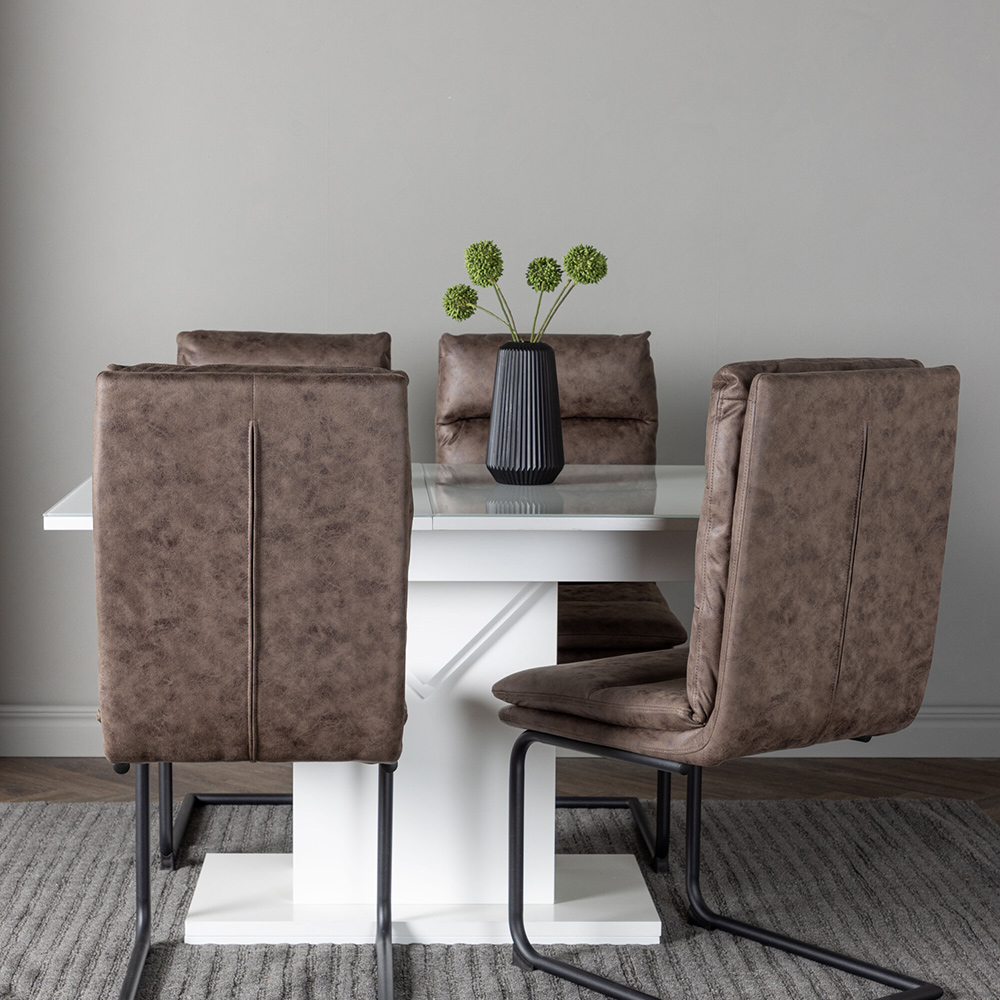 Spisegruppe Venture Home Pluto med 4 Zizo Stoler