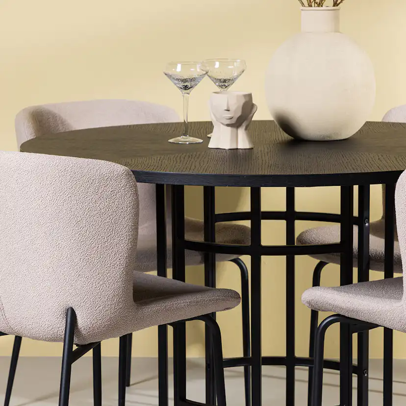 Spisegruppe Venture Home Copenhagen Ø 115 cm med 4 Modesto Stoler