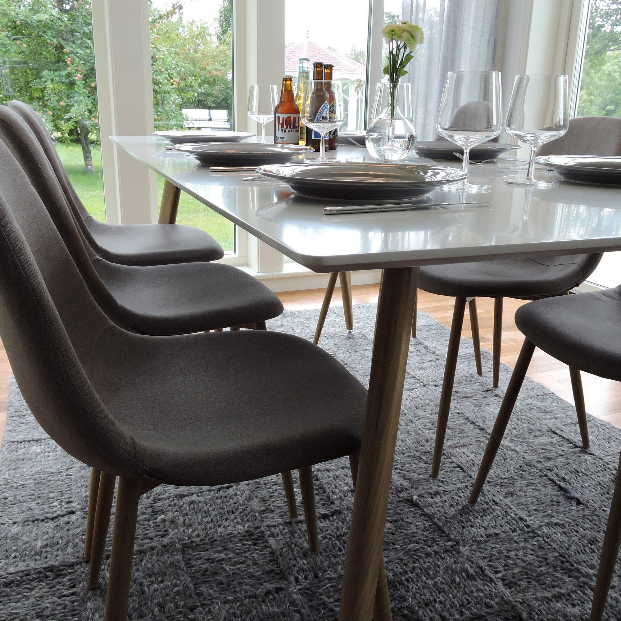 Spisegruppe Venture Home Polar med 6stk Stoler