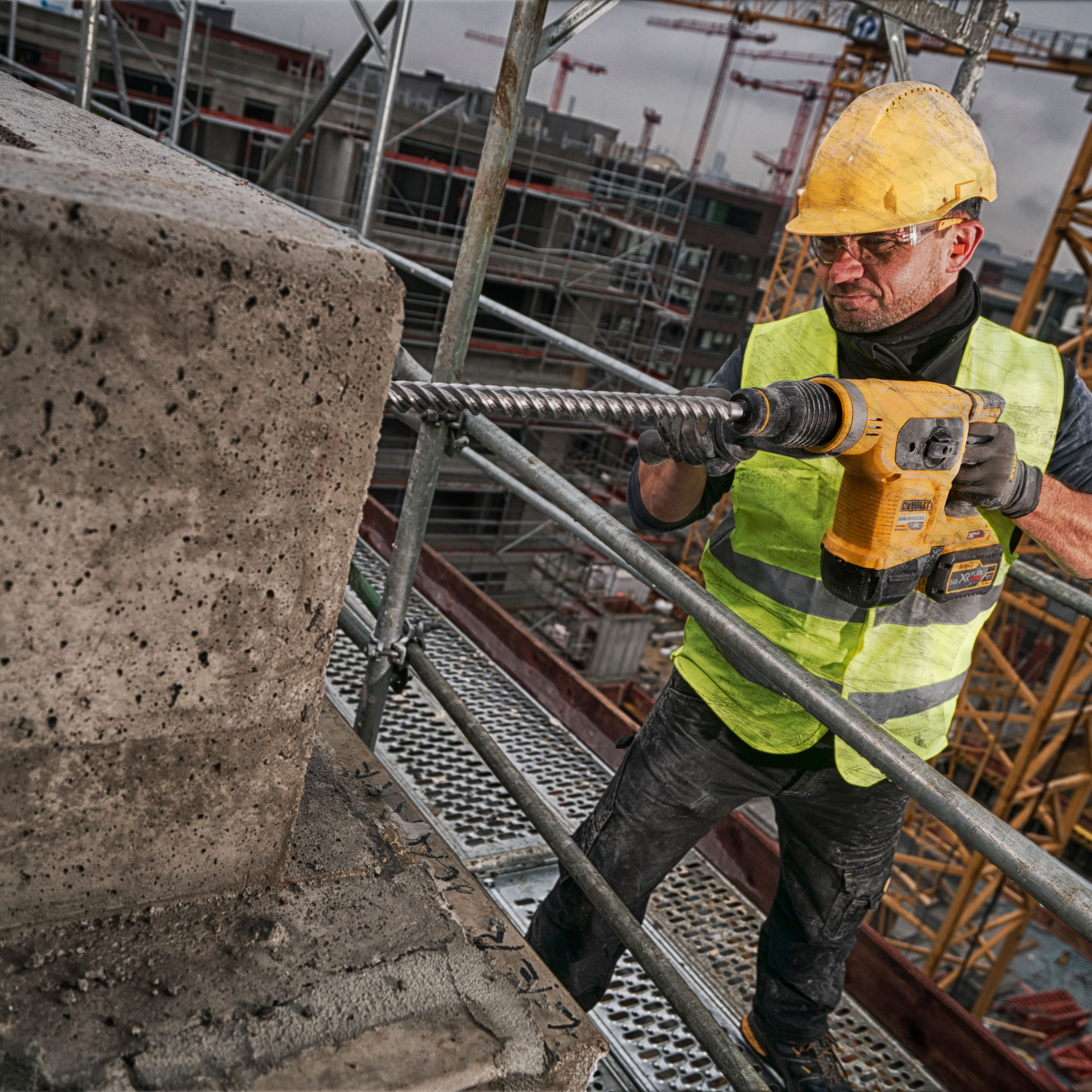 Borrhammare Dewalt DCH481X2-QW Med batteri och laddare 54 V