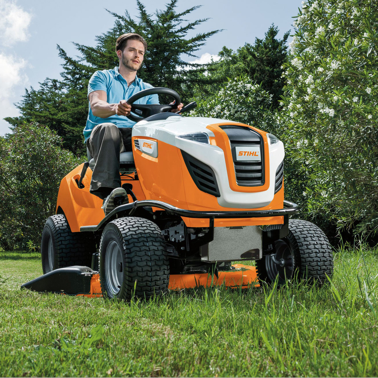 Hagetraktor STIHL RT 4112.1 SZ