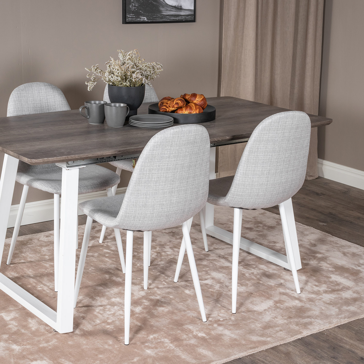 Spisegruppe Venture Home Ina med 4 Pobbie Stoler Polyester