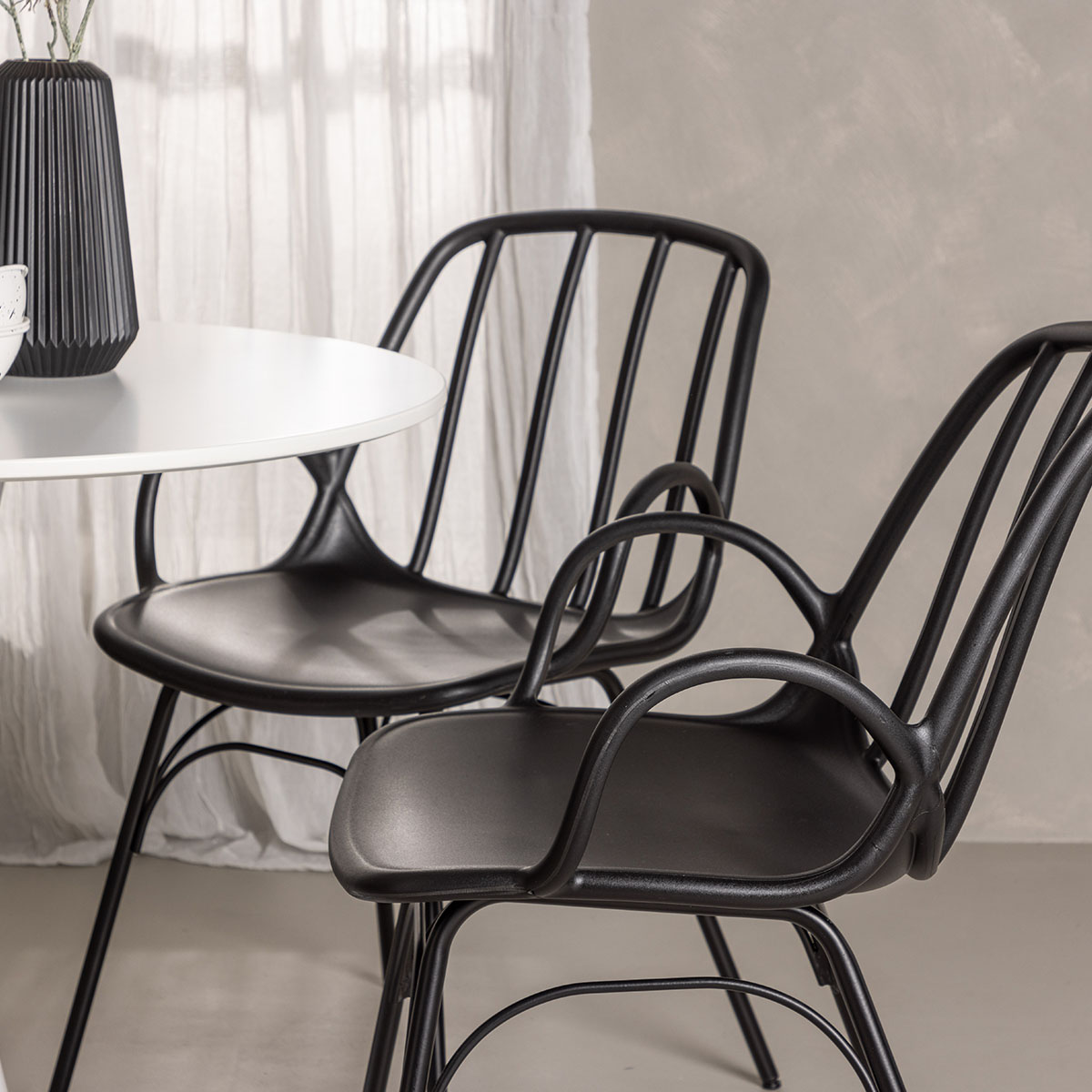 Spisegruppe Venture Home Hamden Ø80 cm med 4 Dyrön Stoler