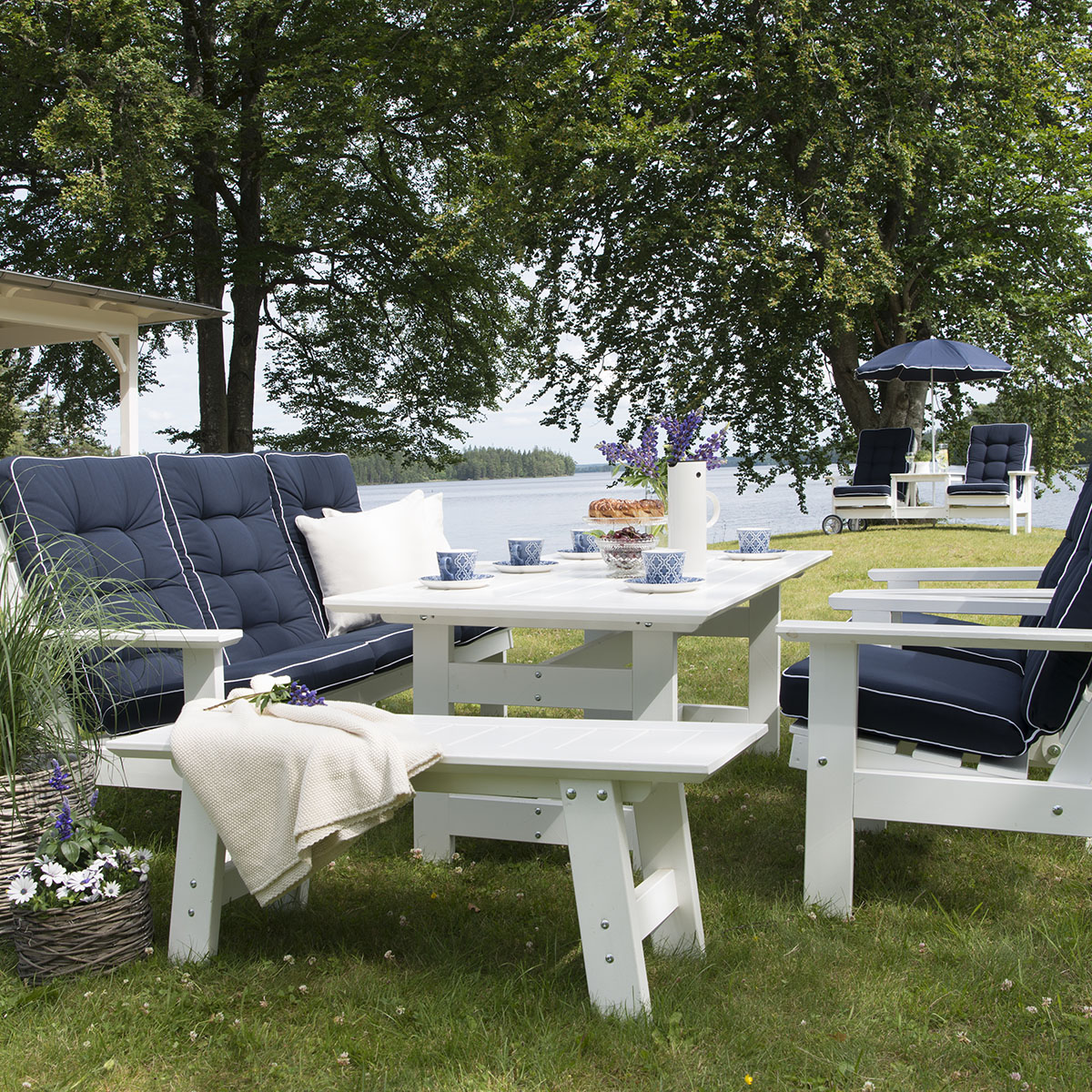 Benk Hillerstorp Cecilia