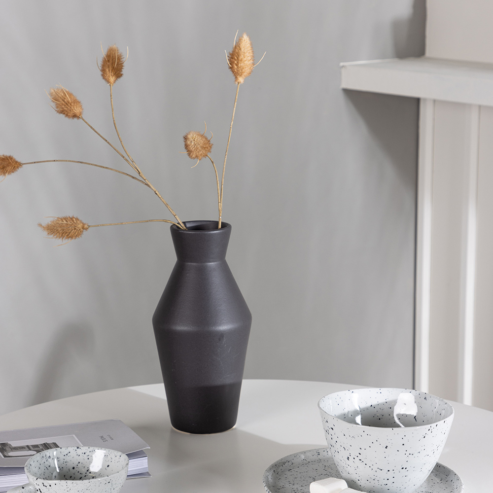 Spisegruppe Venture Home Danburi Ø60 cm med 2 stk Edvin Stoler