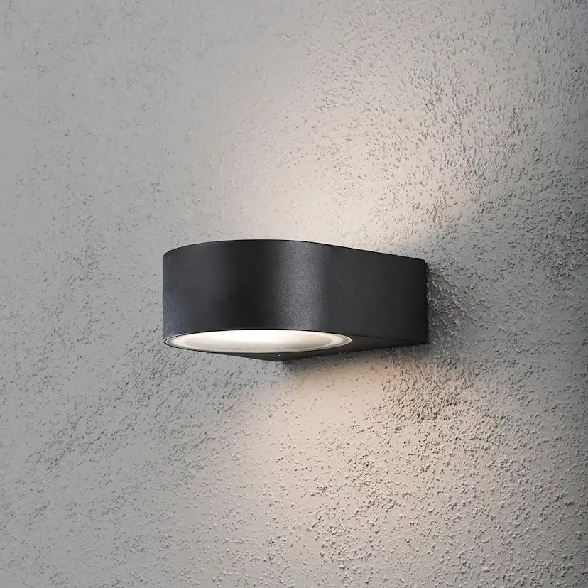 Vegglampe Gnosjö Konstsmide Teramo E27