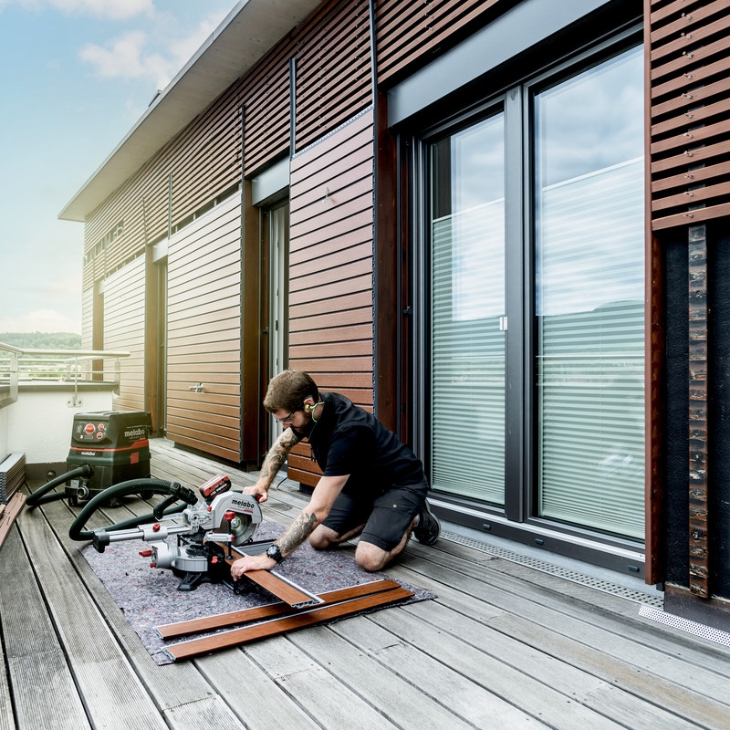 Kapp-/gjæringssag Metabo KGS 18 LTX BL 216 Solo