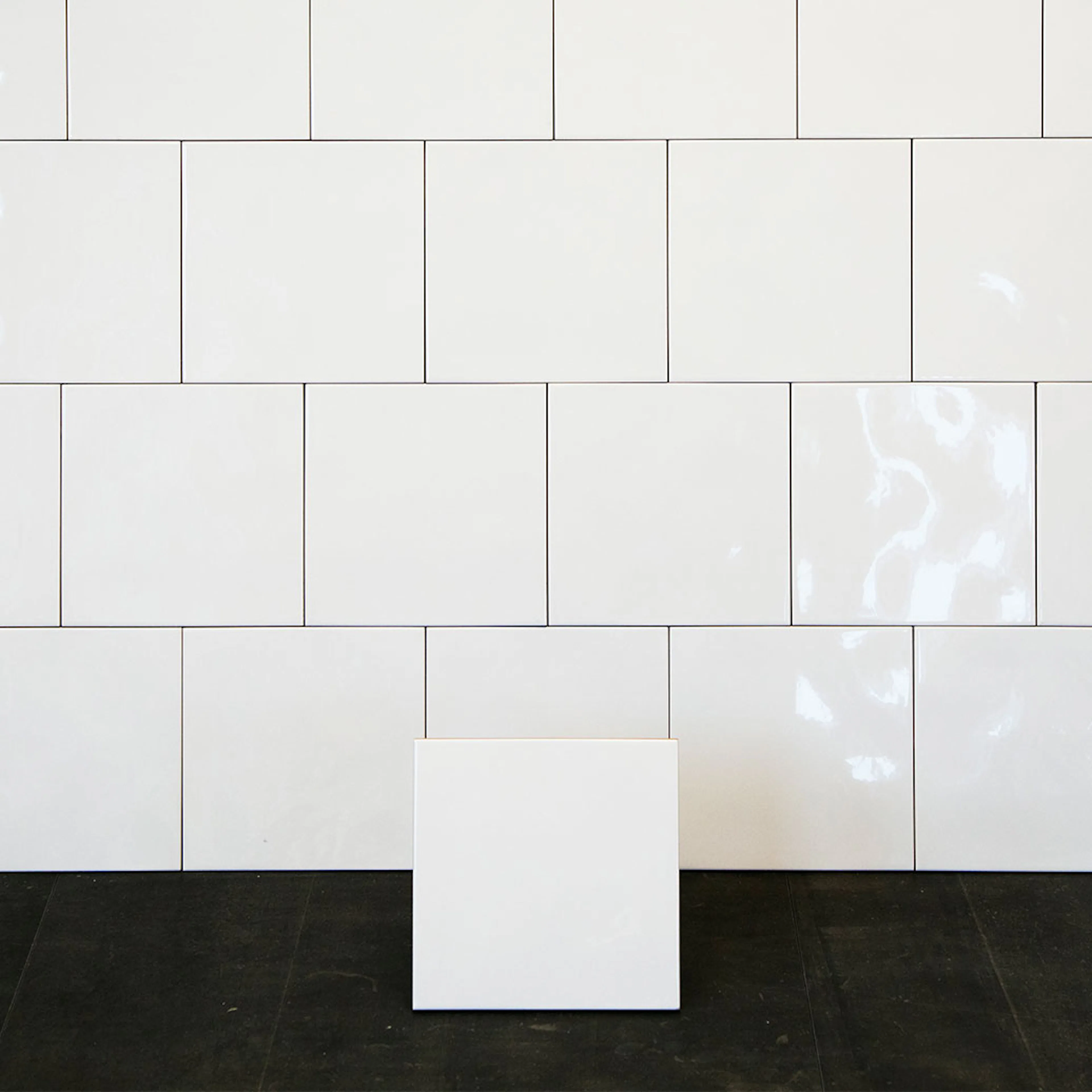 Flis Arredo Color Hvit Bølget Blank 20x20 cm