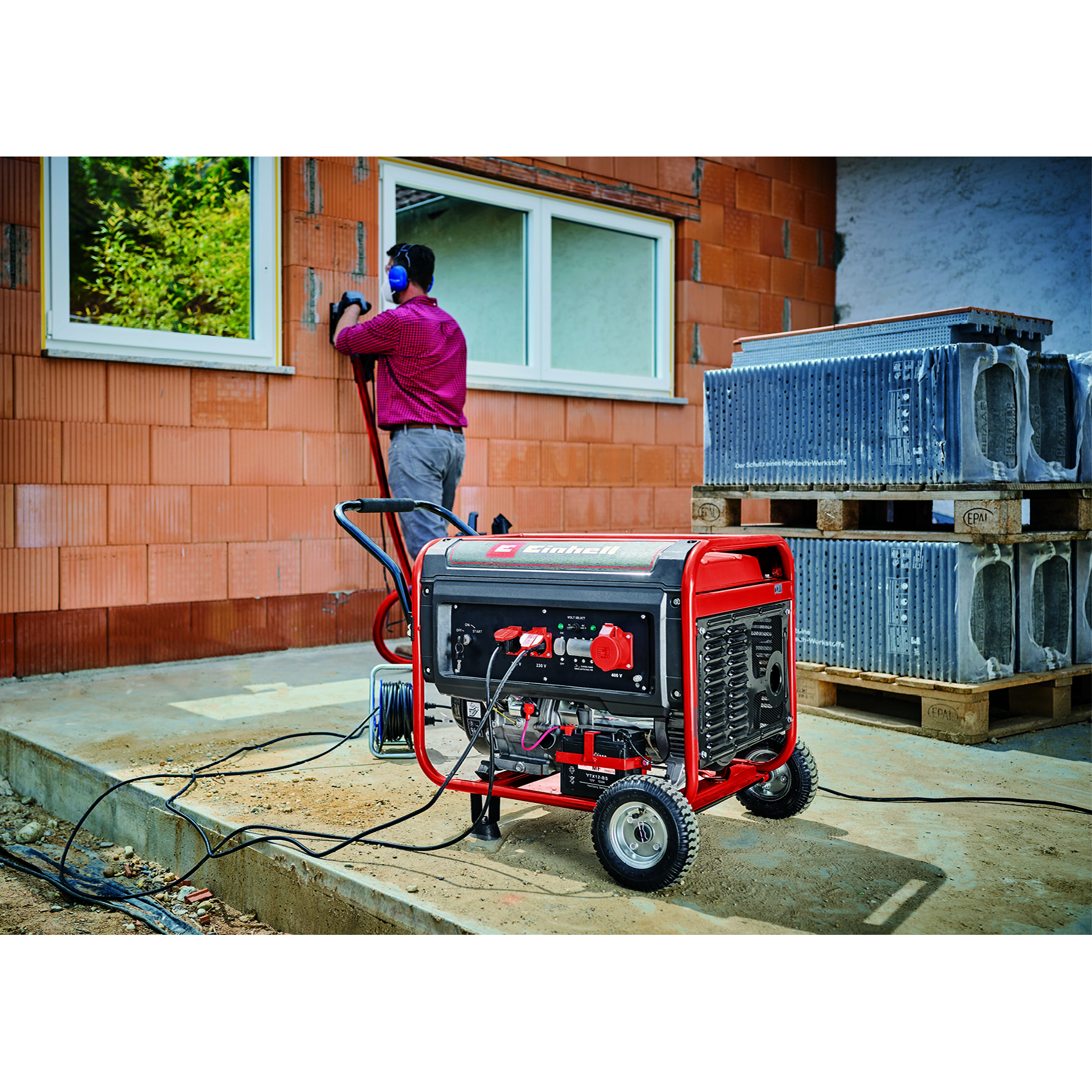 Strømaggregat Einhell TC-PG 65/E5 med 2x 230 V 3400 W