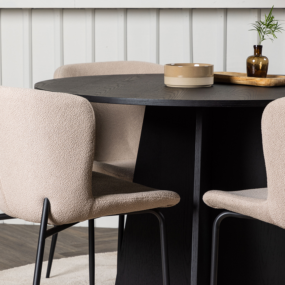 Spisegruppe Venture Home Bootcut Ø110 cm med 4 Modesto Stoler