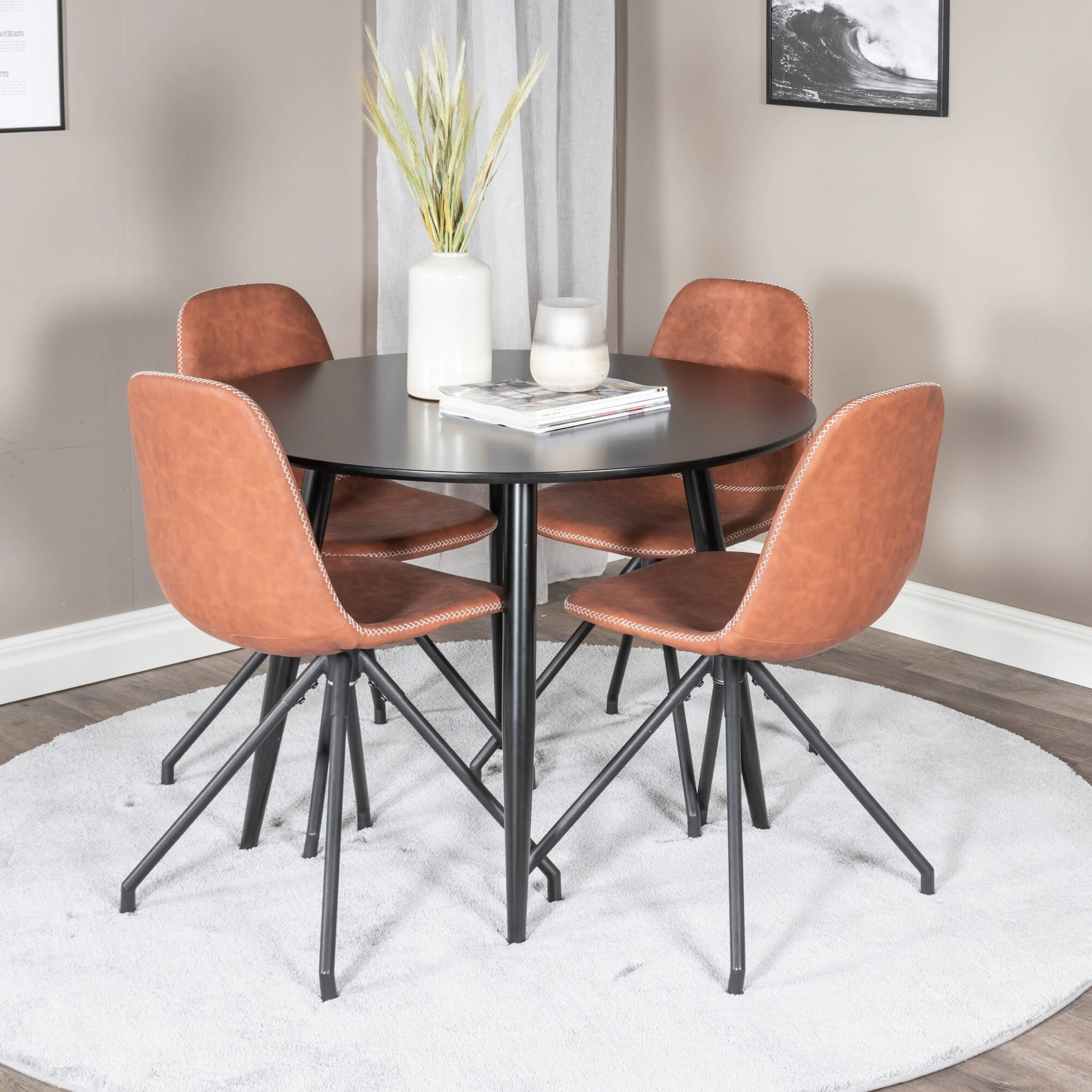 Spisegruppe Venture Home Plaza med 4stk Polar Stoler