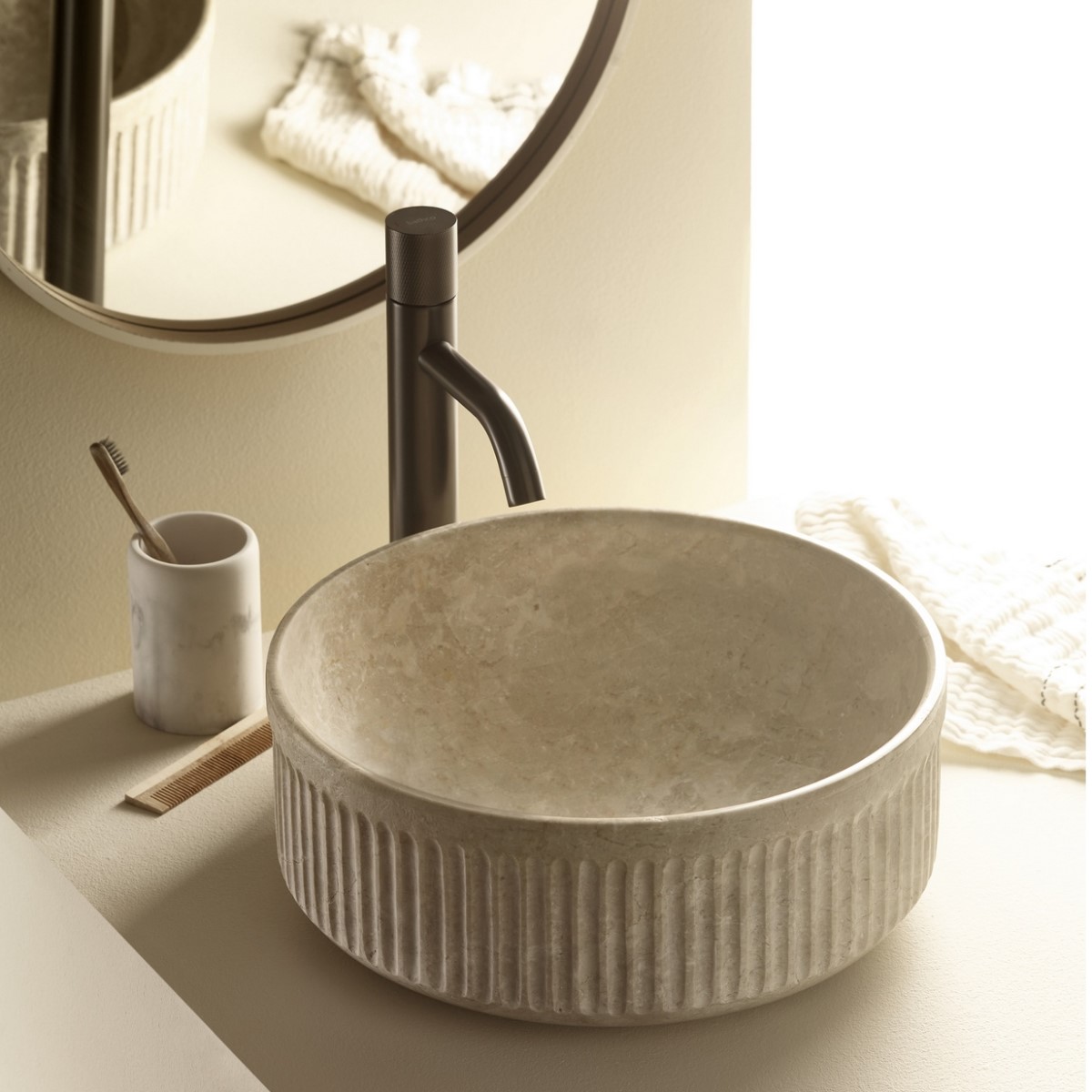 Servant Bathco Striae