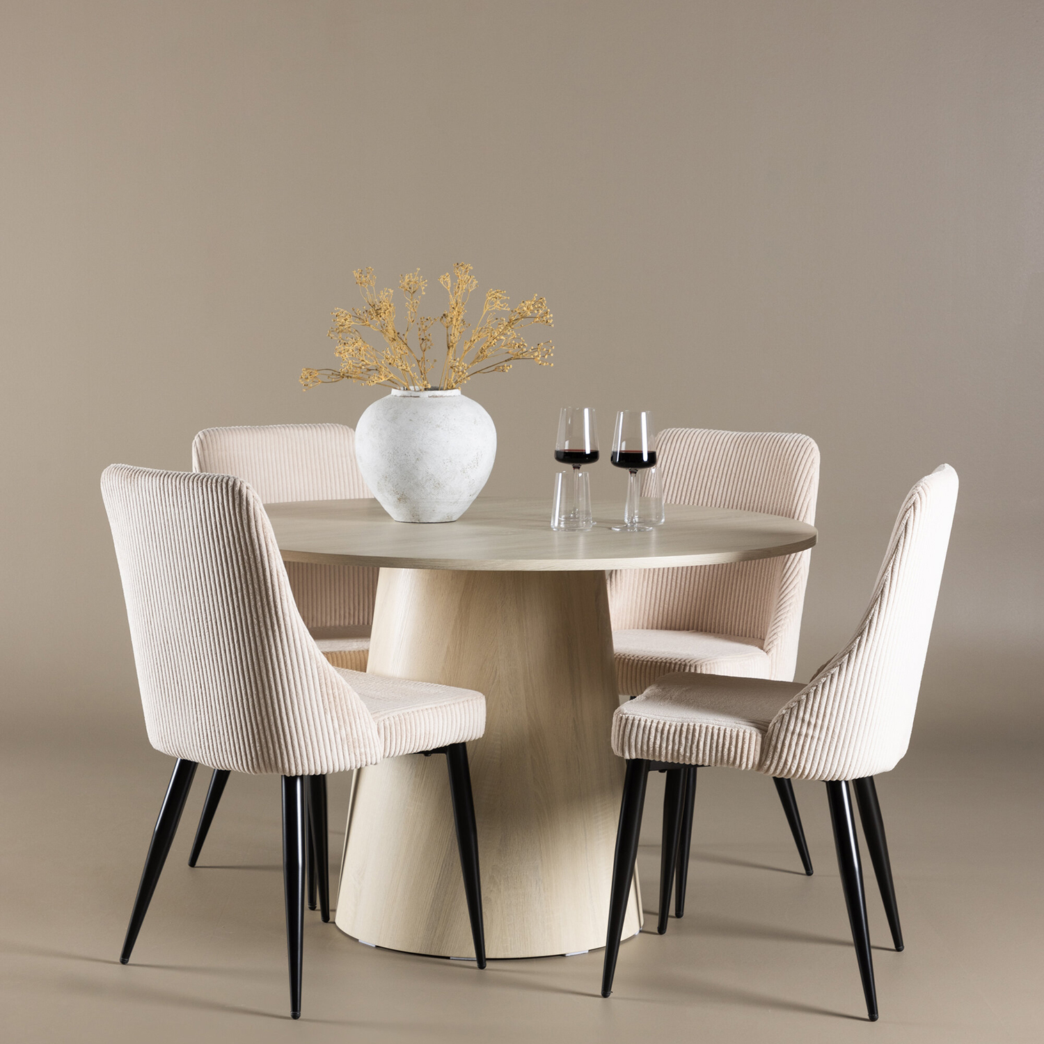 Hvitvaske/Beige