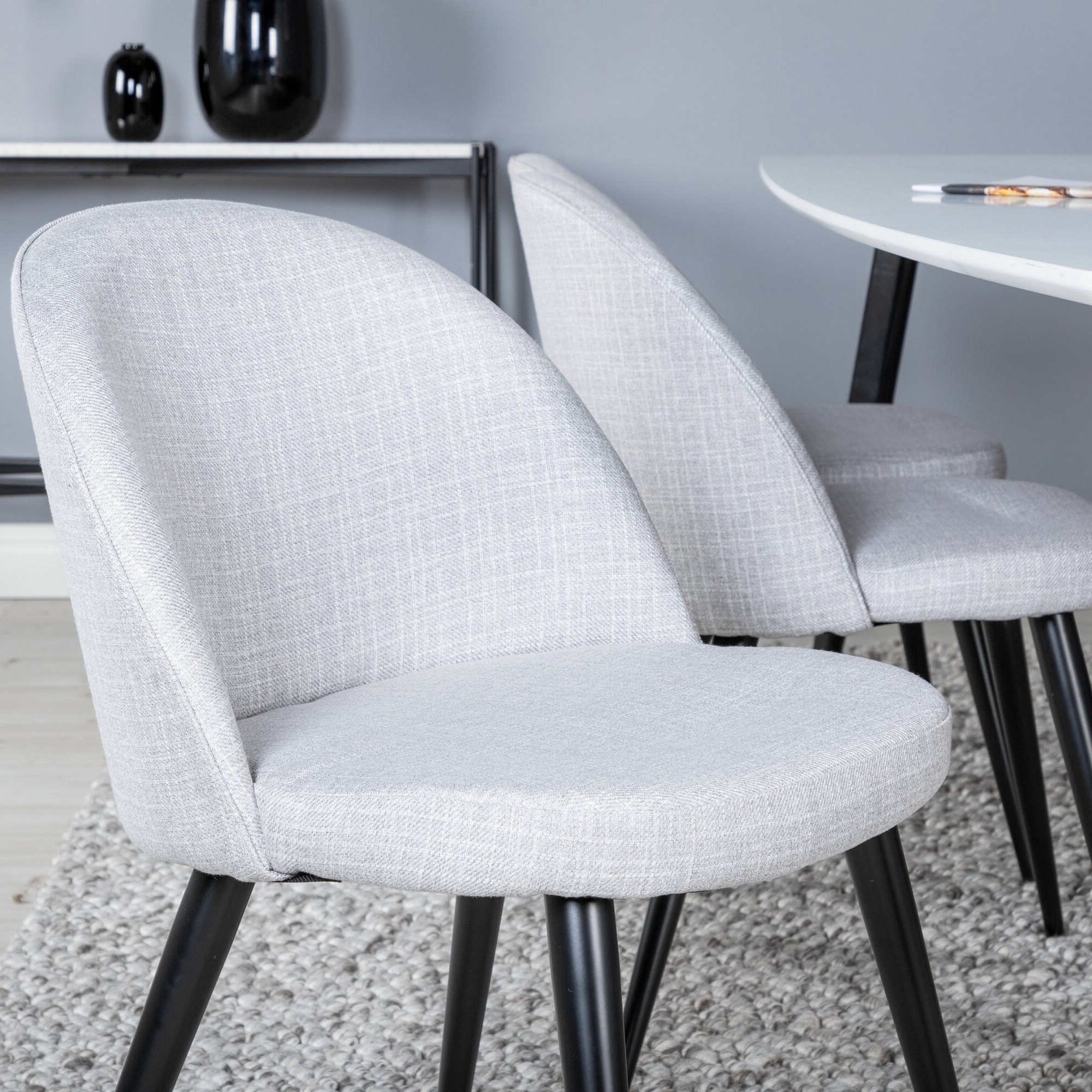 Spisegruppe Venture Home Polar med 6stk Velvet Stoler