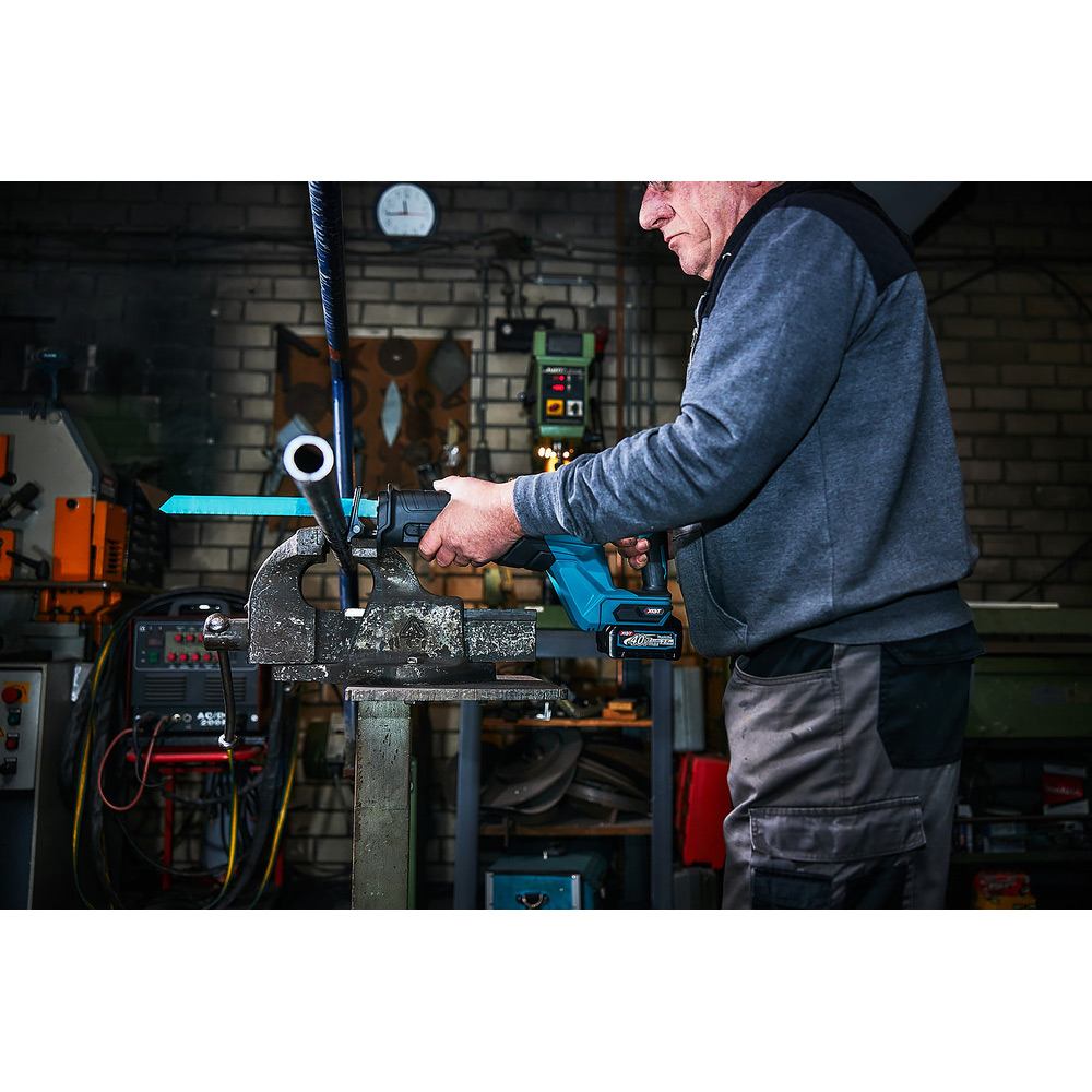 Tigersag Makita JR001GZ 40V XGT Uten Batteri og Lader