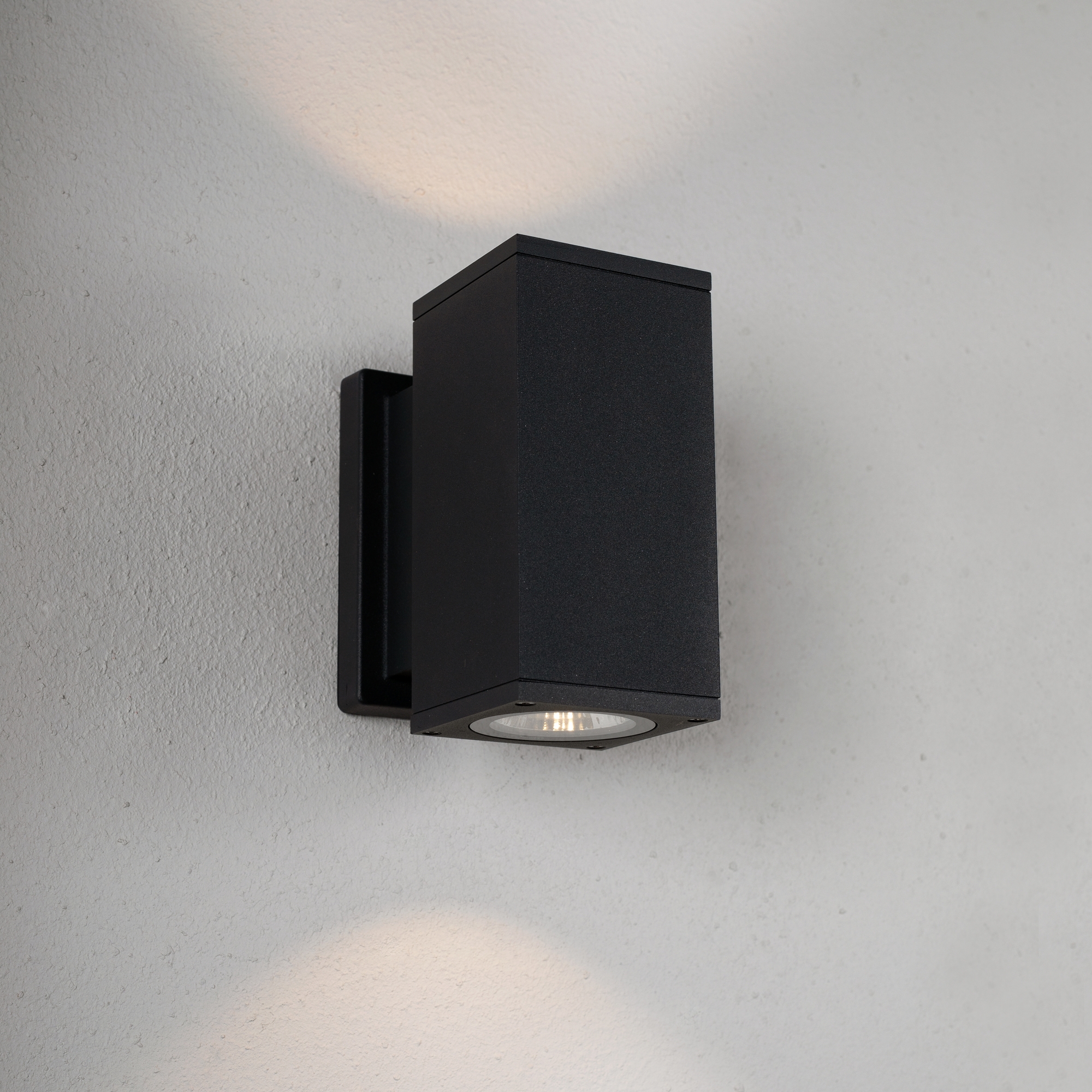 Veggarmatur utomhus Hide-a-lite Bloc II