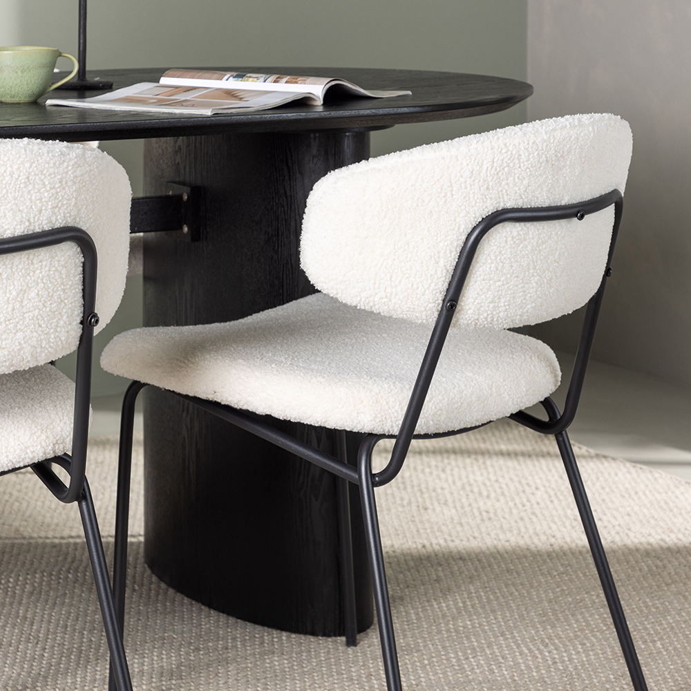 Spisegruppe Venture Home Isolde med 4 stk Chico Stoler
