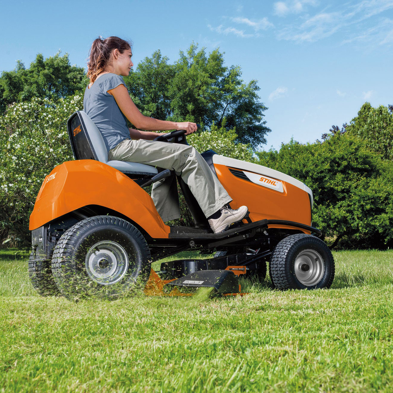 Hagetraktor STIHL RT 4112.1 SZ