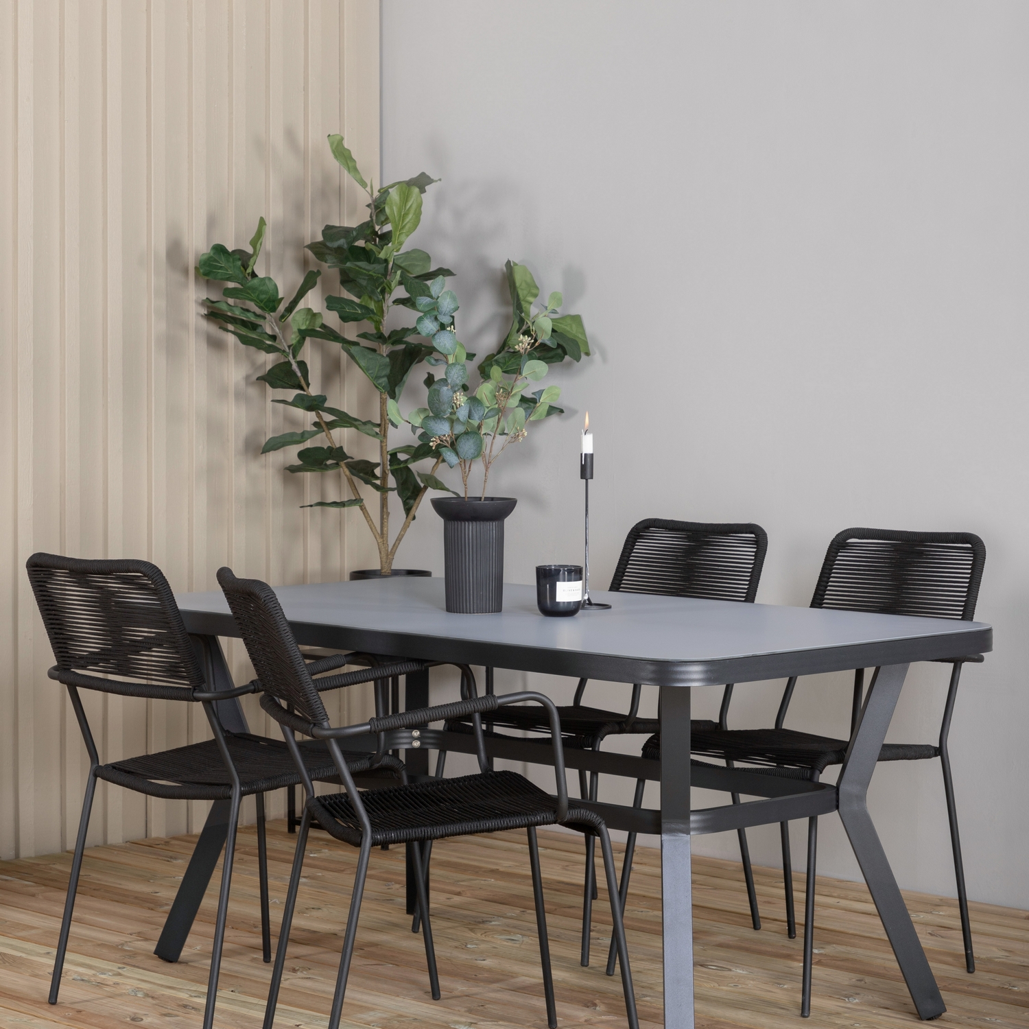 Spisegruppe Venture Home Vyn med 4 Lumi Spisestoler